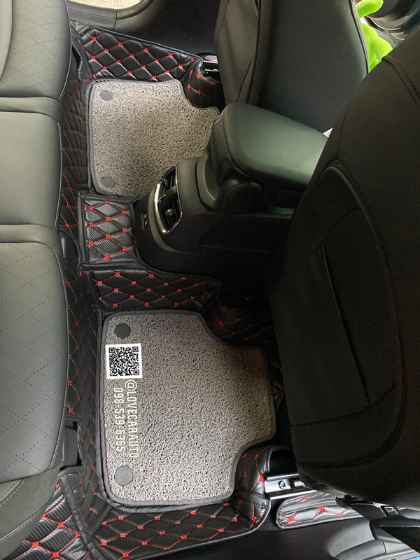 พรมปูพื้นรถยนต์ 7D Mini Countryman ปี2022 ลายเคฟล่าสีดำด้ายแดง +ไวนิลสีเทา