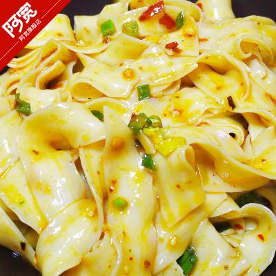 ก๋วยเตี๋ยวเสฉวน ตรา อาควน เส้นแบนแห้ง 160g