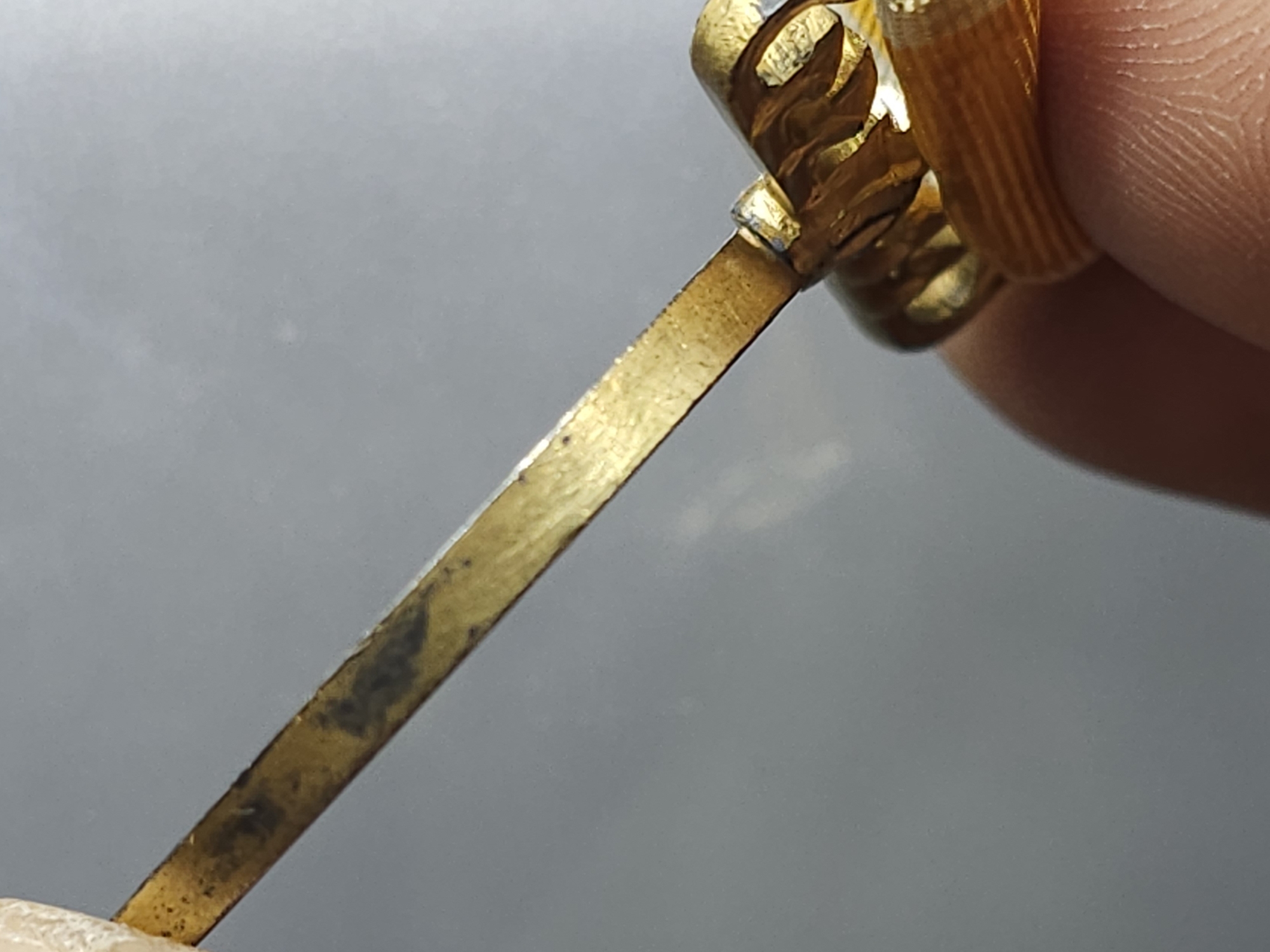 เหรียญราชรุจิยา ทิน์นมิท รัชกาลที่9 ภูมิพโล บรมราชาธิราชา เนื้อเงินกะหลั่ยทอง ปี2502 พร้อมแพรเดิม กล่องเดิม สภาพสวย หายาก