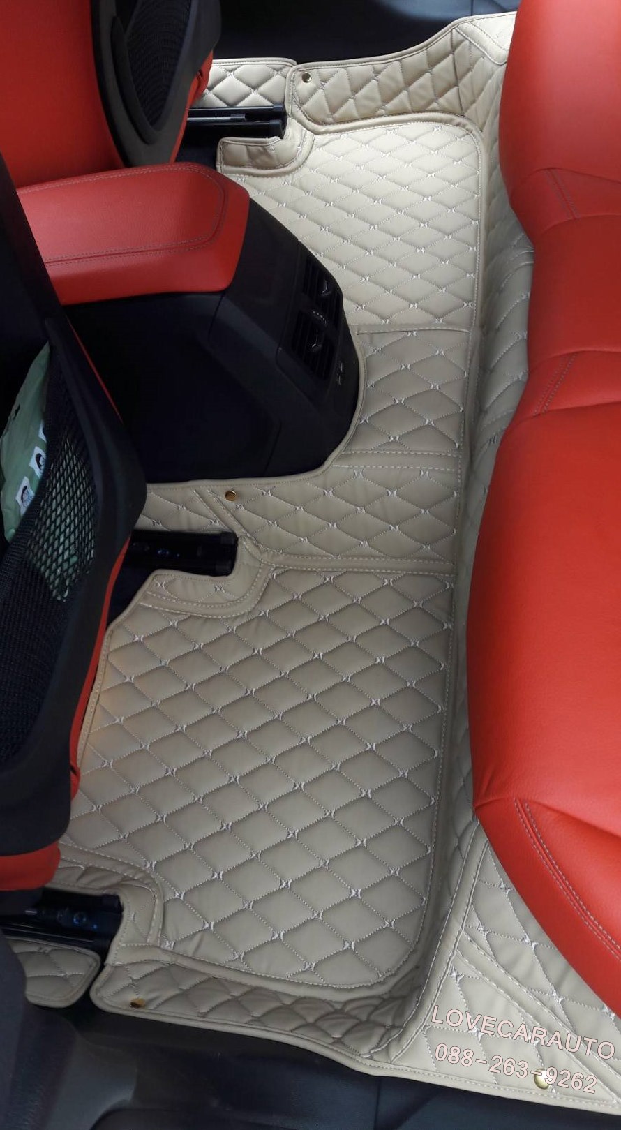 พรมปูพื้นรถยนต์ 6D bmw 220i สีครีม+แผ่นท้าย