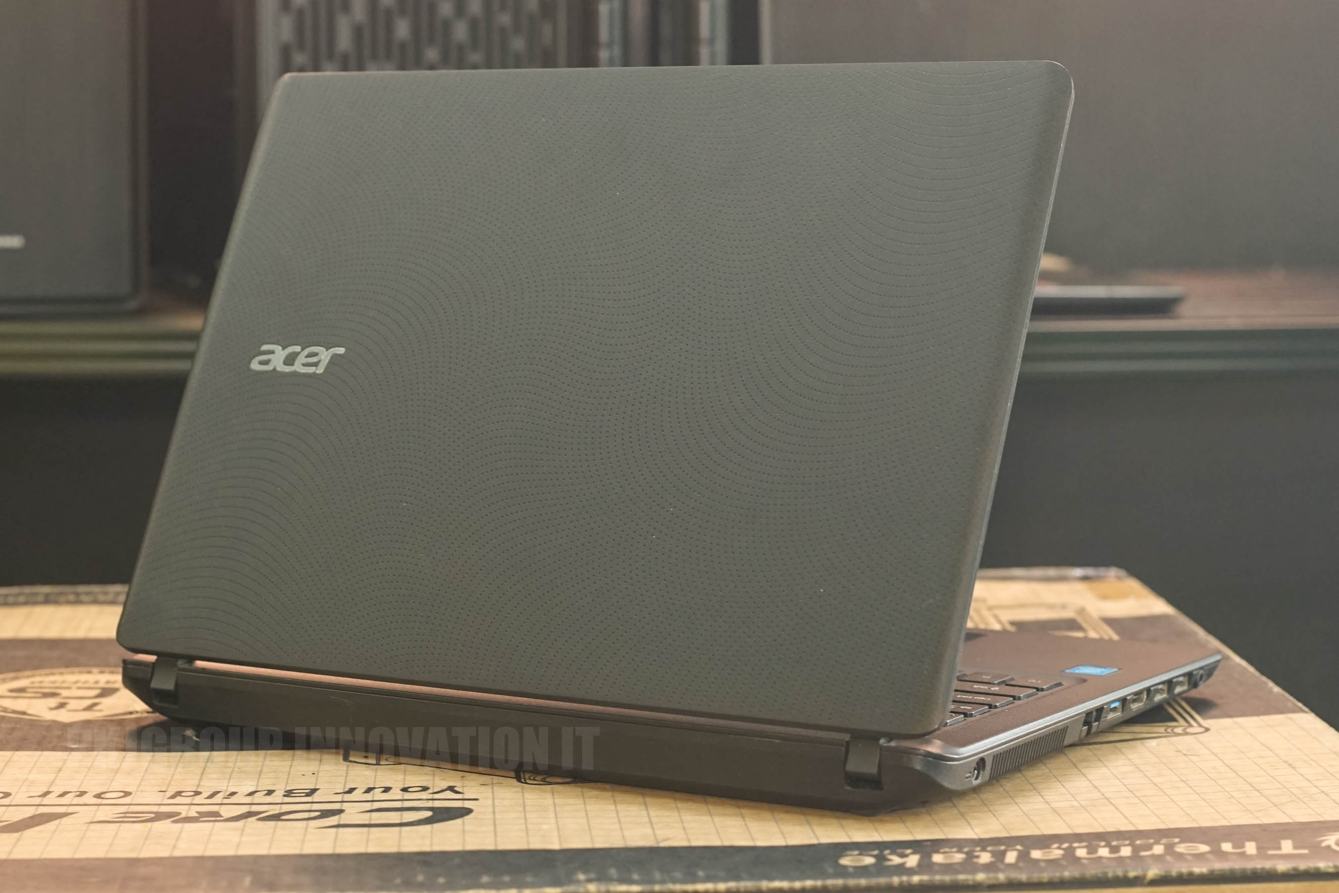 โน๊ตบุ๊คทำงานมือสอง Acer Aspire ES1-432-P4ZG pentium N4200 RAM 4 GB SSD จอมีไบร์ท