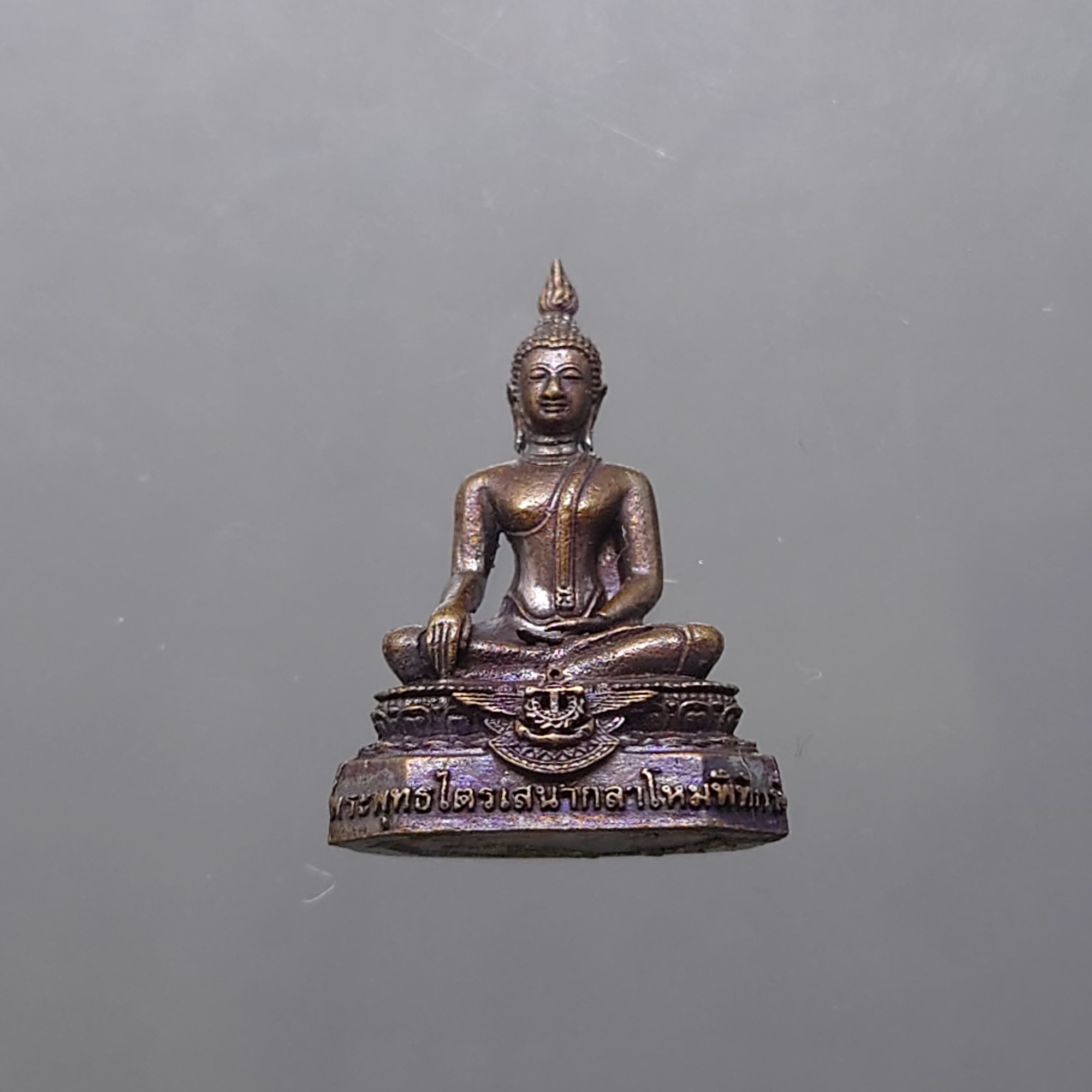 พระพุทธไตรเสนากลาโหมพิทักษ์ เนื้อนวะโลหะ สำนักงานปลัดกระทรวงกลาโหมจัดสร้าง ปี2560 พร้อมกล่องเดิม