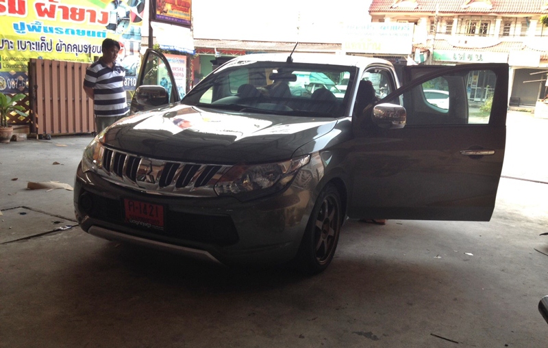 พรมรถยนต์ดักฝุ่น Mitsubishi-Triton cab มิตซูบิชิ ไทรทันแค็บ