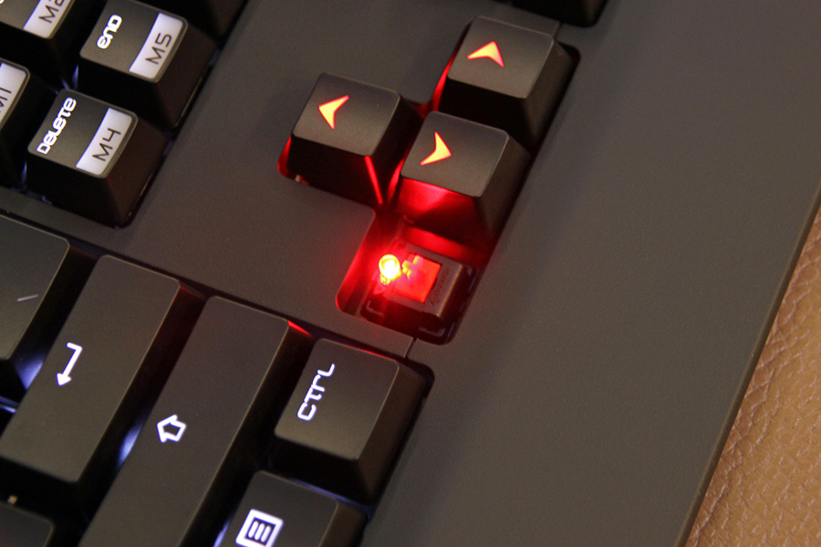 Ozone Strike Pro red Switch คีย์บอร์ดเล่นเกมส์สุดเจ๋งที่มาพร้อมเรดสวิตซ์