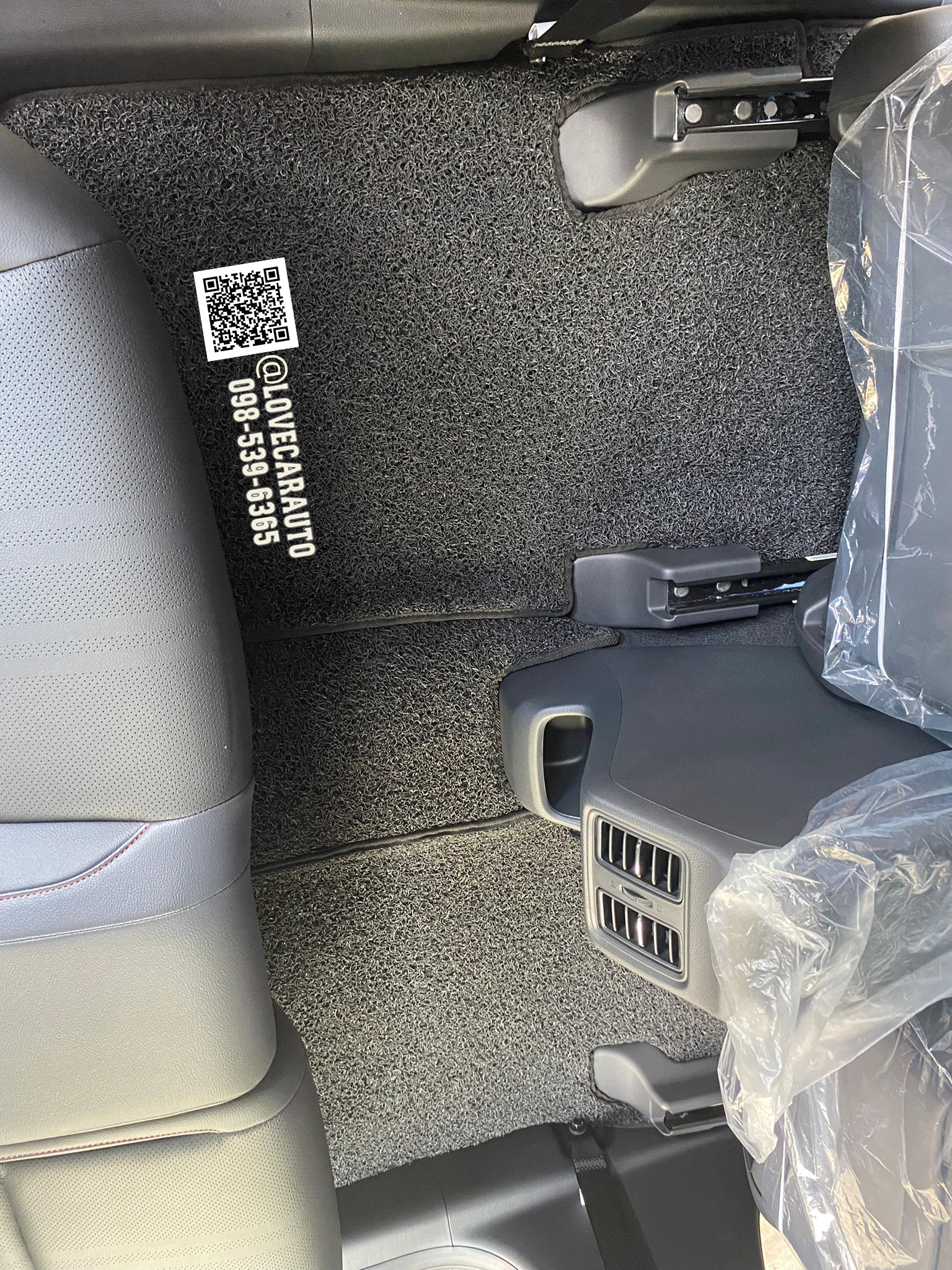 พรมดักฝุ่นไวนิลปูรถยนต์เข้ารูป Honda HRV 2022 สีดำ