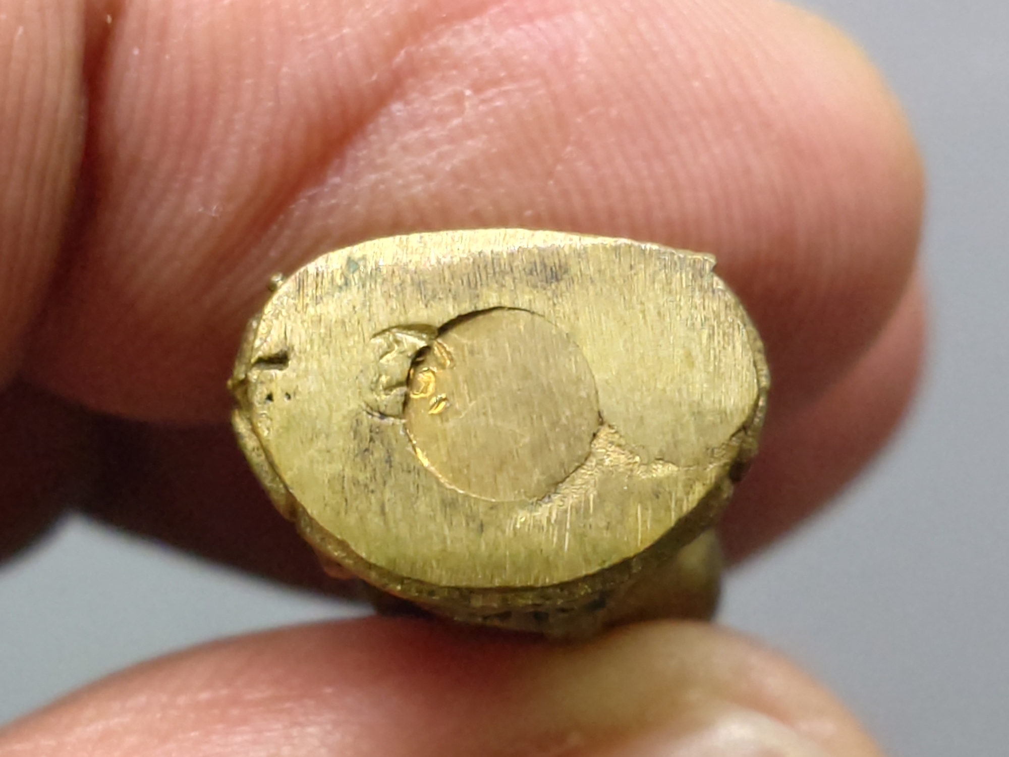 พระกริ่งไพรีพินาศ ญสส สมเด็จพระญาณสังวรฯ เนื้อสัมฤทธิ์ ขนาดสูง 2.8 เซน วัดบวรนิเวศวิหาร ปี2537 พร้อมกล่องเดิม