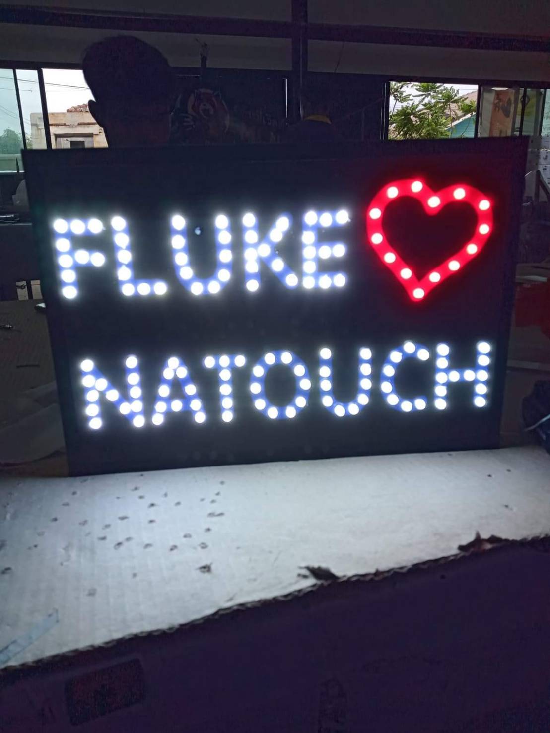 ป้ายไฟเชียร์ ป้ายไฟแฟนคลับ งานไฟเชียร์FLUKE NATOUCH