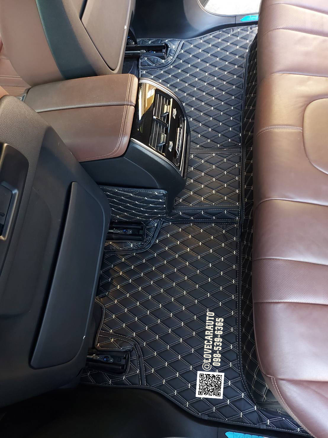 พรมปูพื้นรถยนต์ 6D Bmw X5 2020 สีดำด้ายทองVVIP