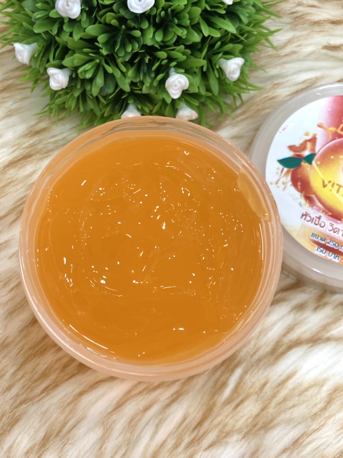 ครีมหัวเชื้อเร่งผิวขาว (วิตามินซีสด-หัวเชื้อโสม-AHA) 250G.