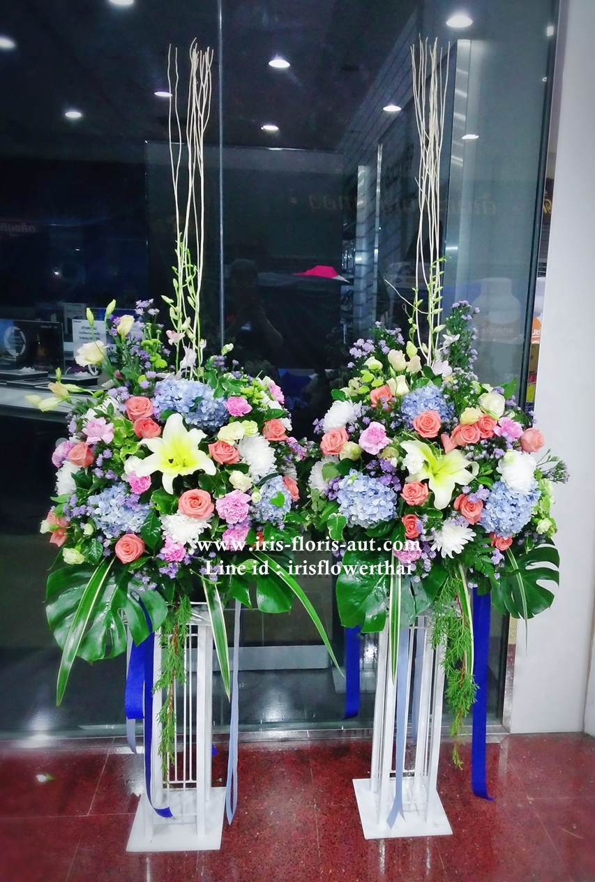 ดอกไม้สดประดับสแตน ตกแต่งสถานที่ Grand Opening