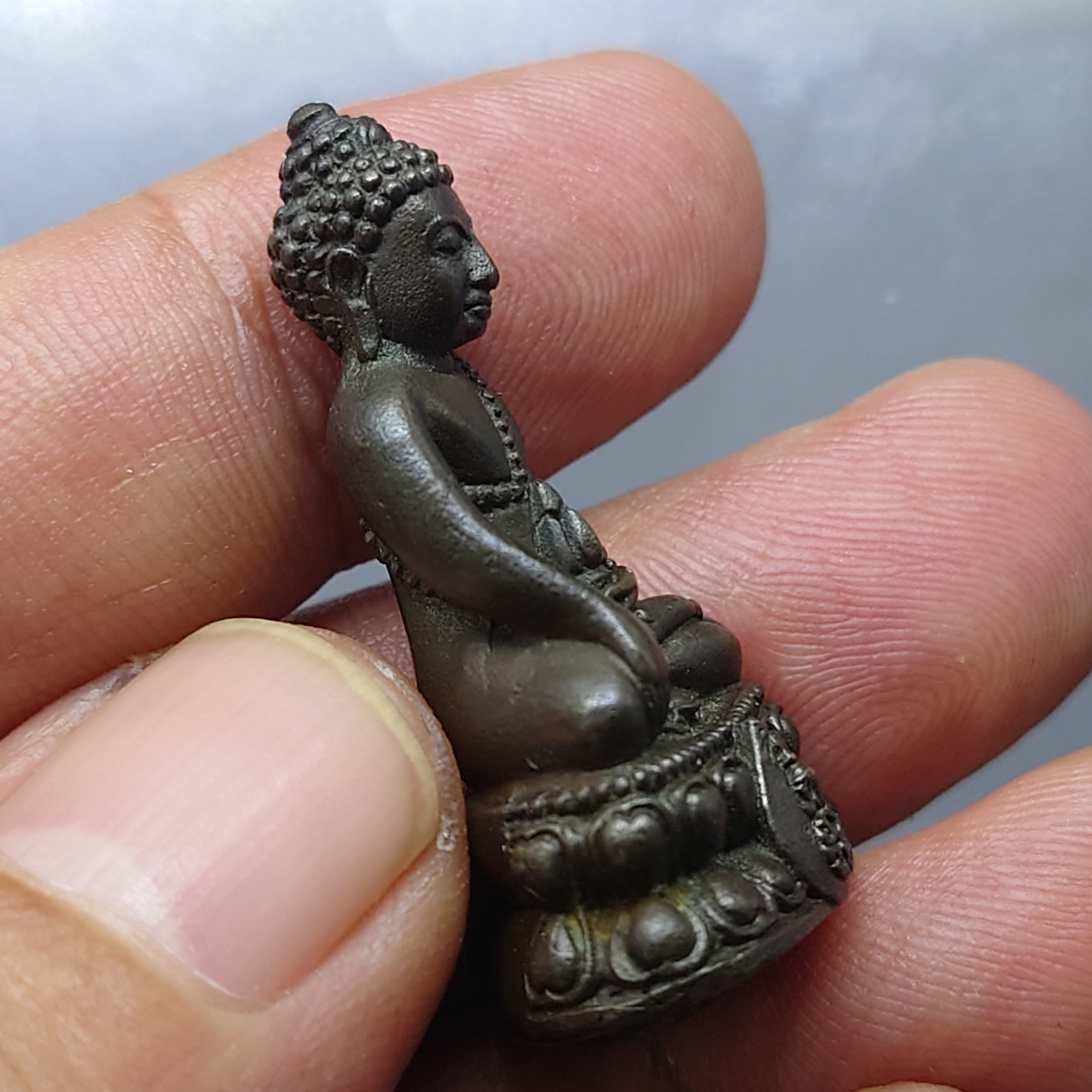 พระกริ่งนวปทุม ภปร เนื้อนวะ พ.ศ.2535 นิยม สร้างน้อย หายาก