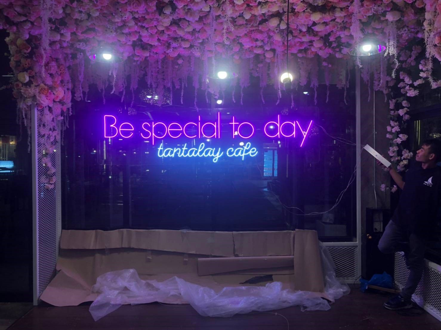 ป้ายไฟแอลอีดีนีออนเฟล็ค งานBE SPECIAL TO DAY TANTALAY CAFEออน