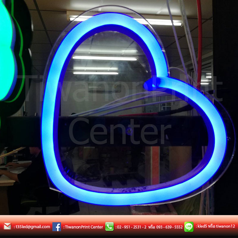 ศึกช้างชนช้าง ในป้าย Chang งานละเอียด งานเนียบ งานสวยโดนใจ