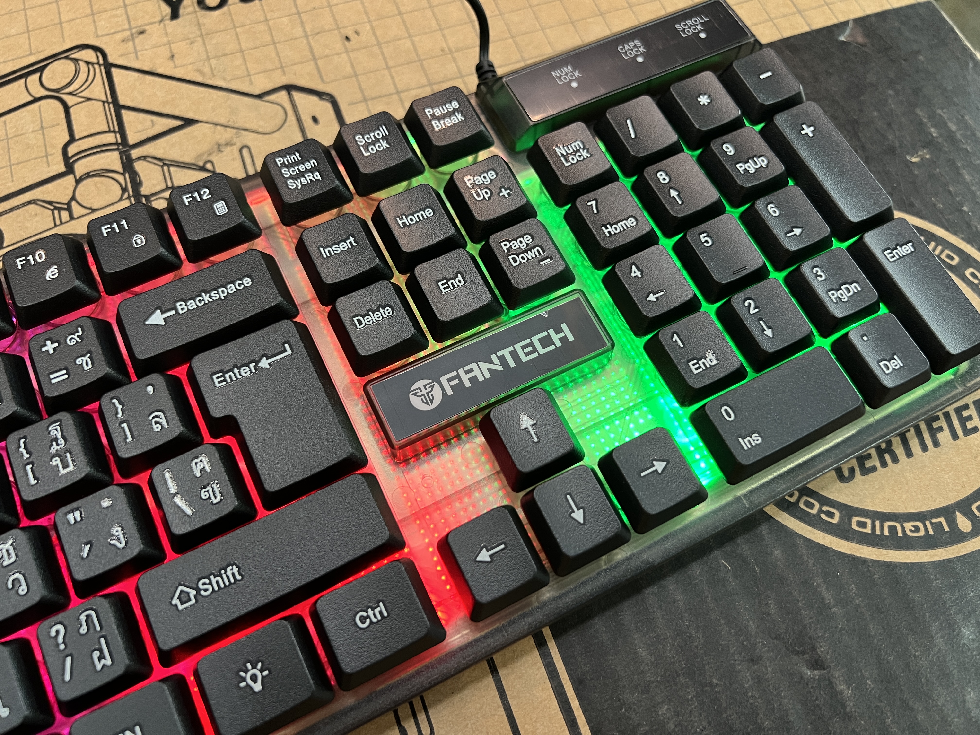 คีย์บอร์ดเล่นเกมส์ มีไฟด้วย Fantech K514 ราคาประหยัด แต่โครตคุ้มกับราคา