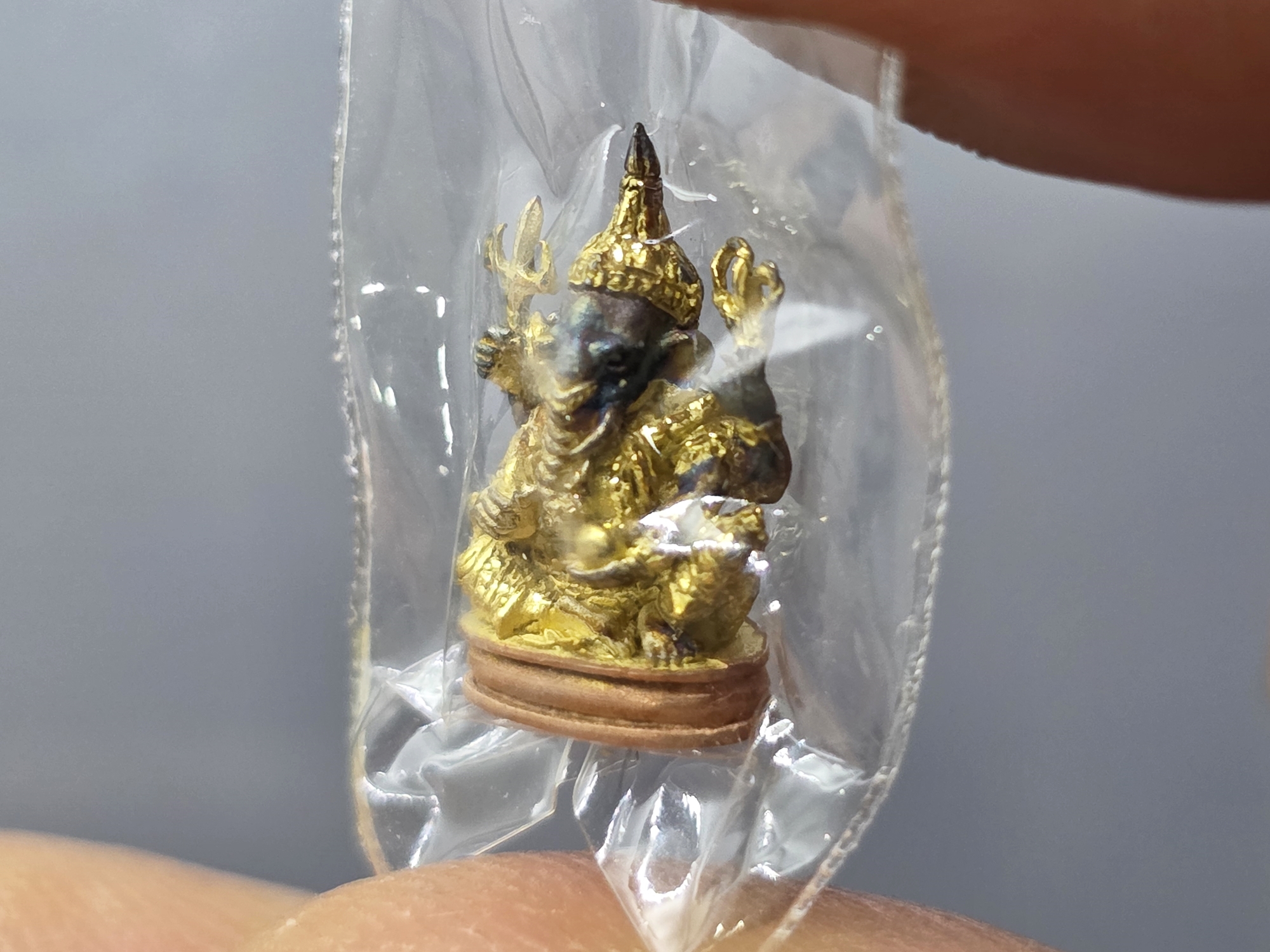 พระพิฆเนศ เทวสถานโบสถ์พราหมณ์ เนื้อเงินสามกษัตริย์ พิมพ์เล็ก ปี2539 พร้อมกล่องเดิม สภาพสวยเดิม