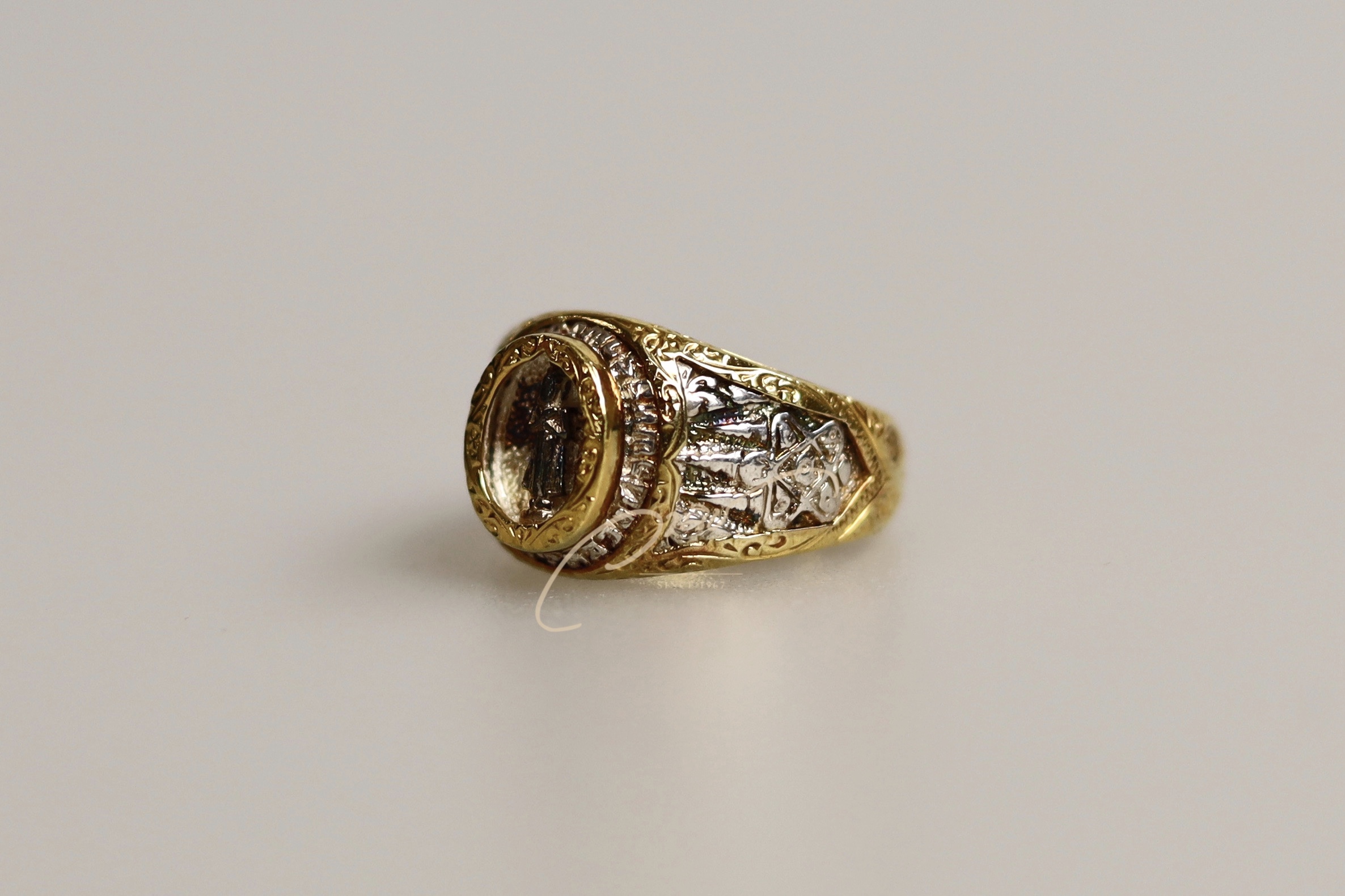 แหวนหลวงพ่อพุทธรำพึง วัดถนนสุทธาราม จ.อ่างทอง