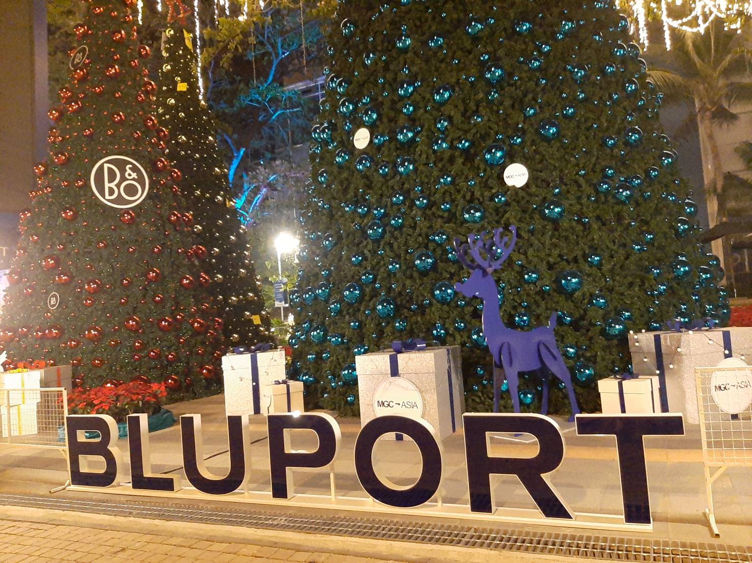 ป้ายตัวอักษรออกไฟแอลอีดี ตกแต่งงานคริสมาสต์ งานBLUPORT