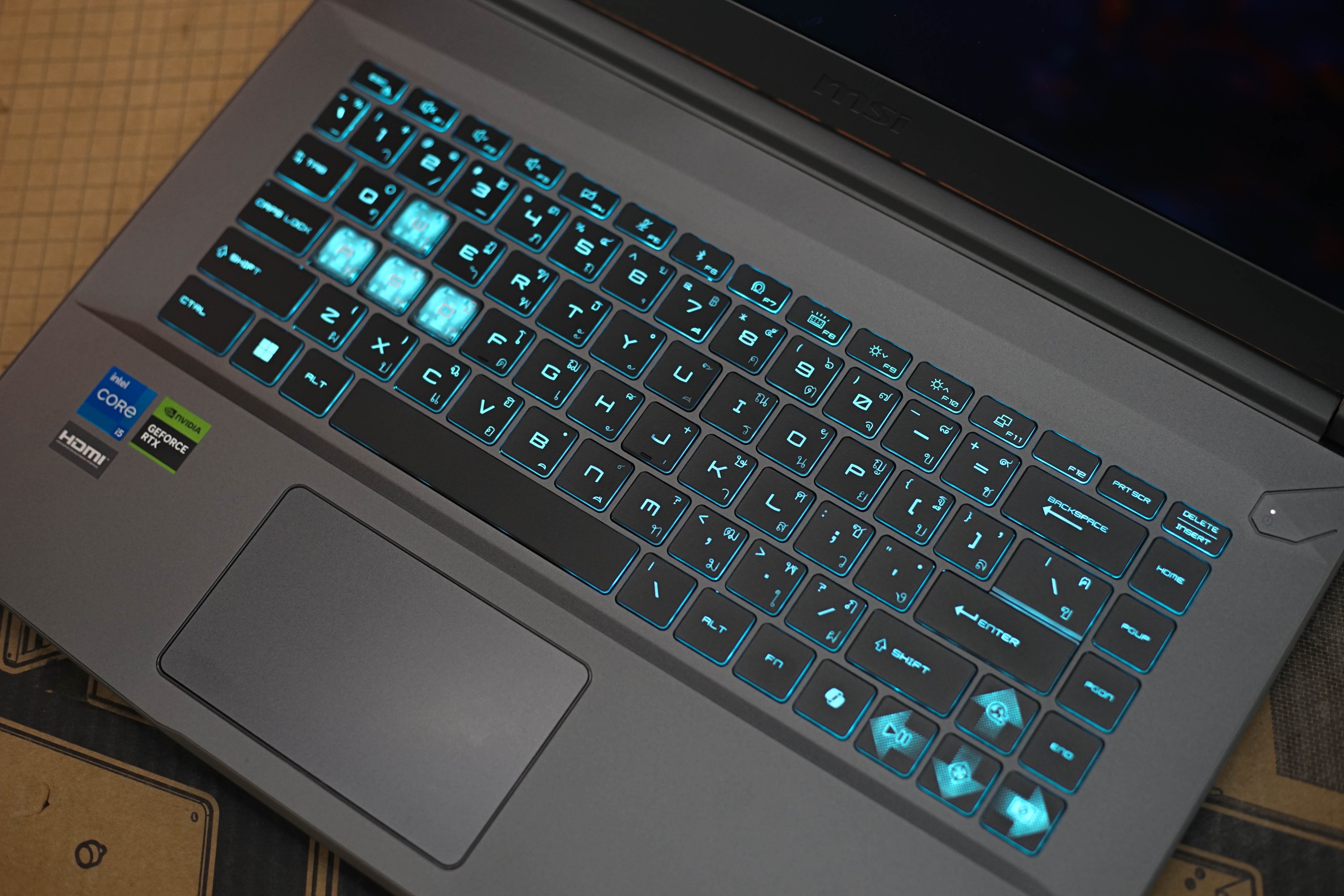 โน๊ตบุ๊คเล่นเกมมือสอง MSI THIN 15 B12UC-1426TH i5-12450H RAM 8 GB M.2 512 GB RTX3050 จอ 15.6"144Hz