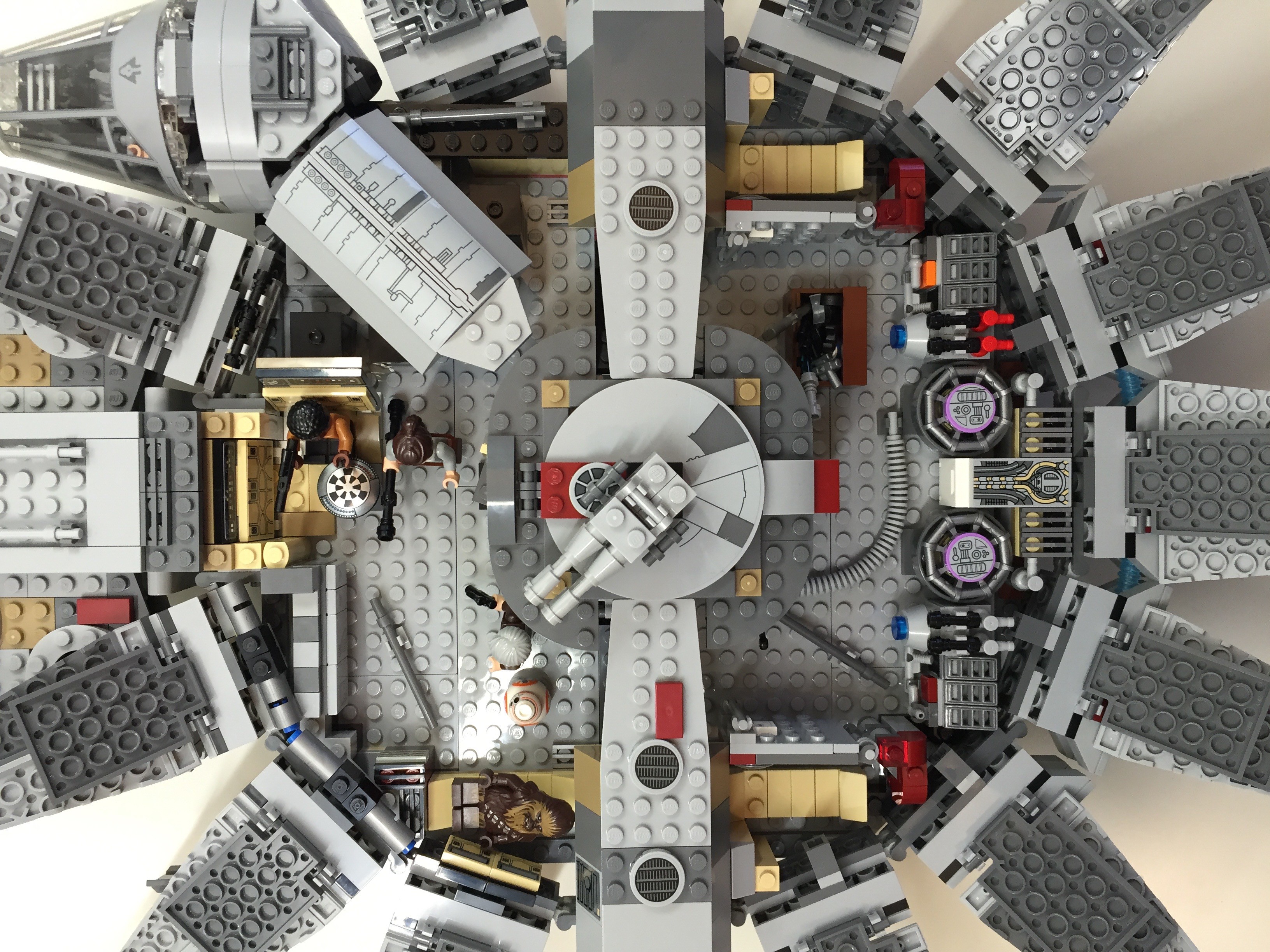 **MTS Toys**เลโก้ Lego Star Wars 75105 : Millennium Falcon