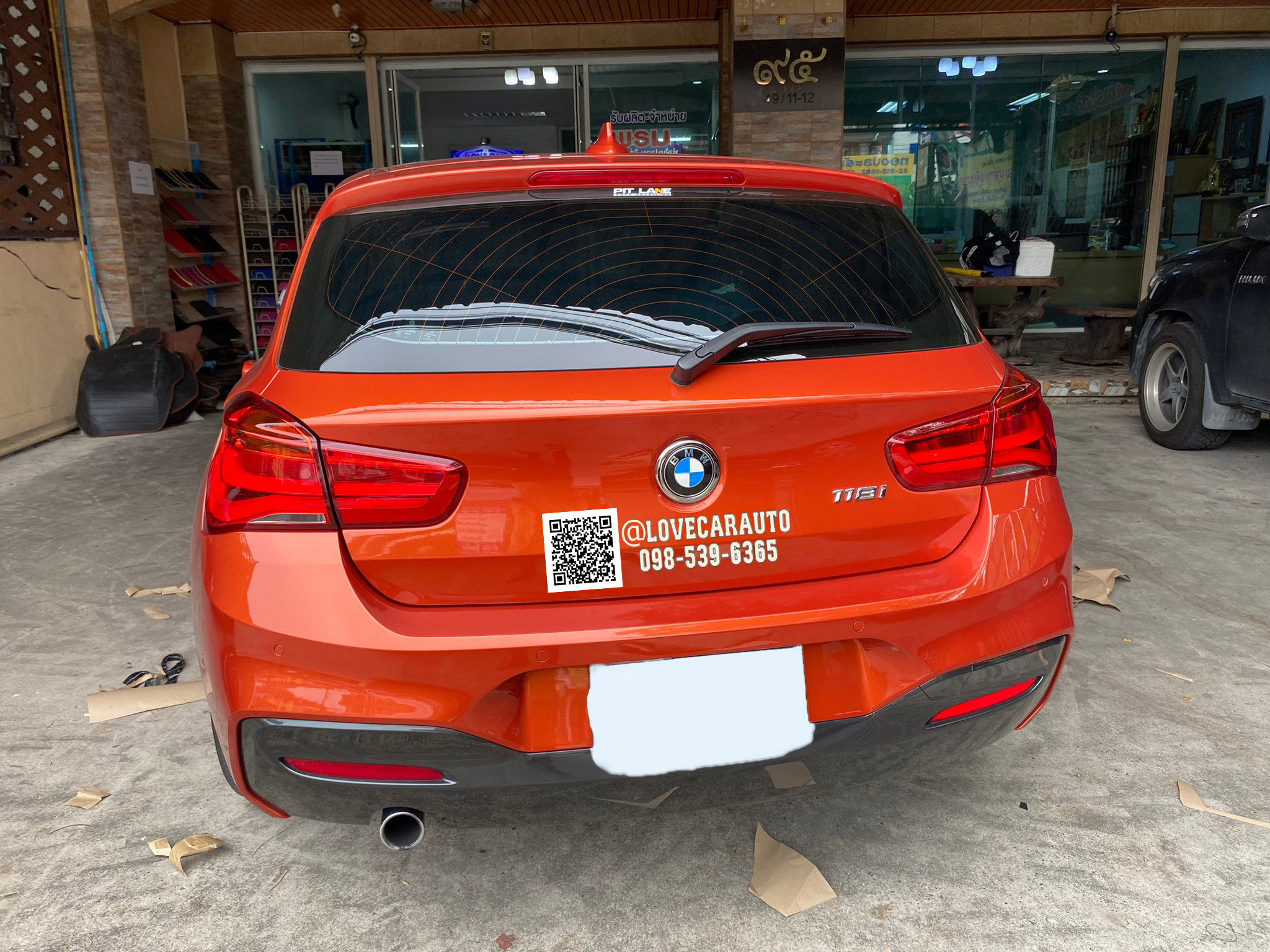 พรมปูพื้นรถยนต์ พรม6D BMW 118i F20