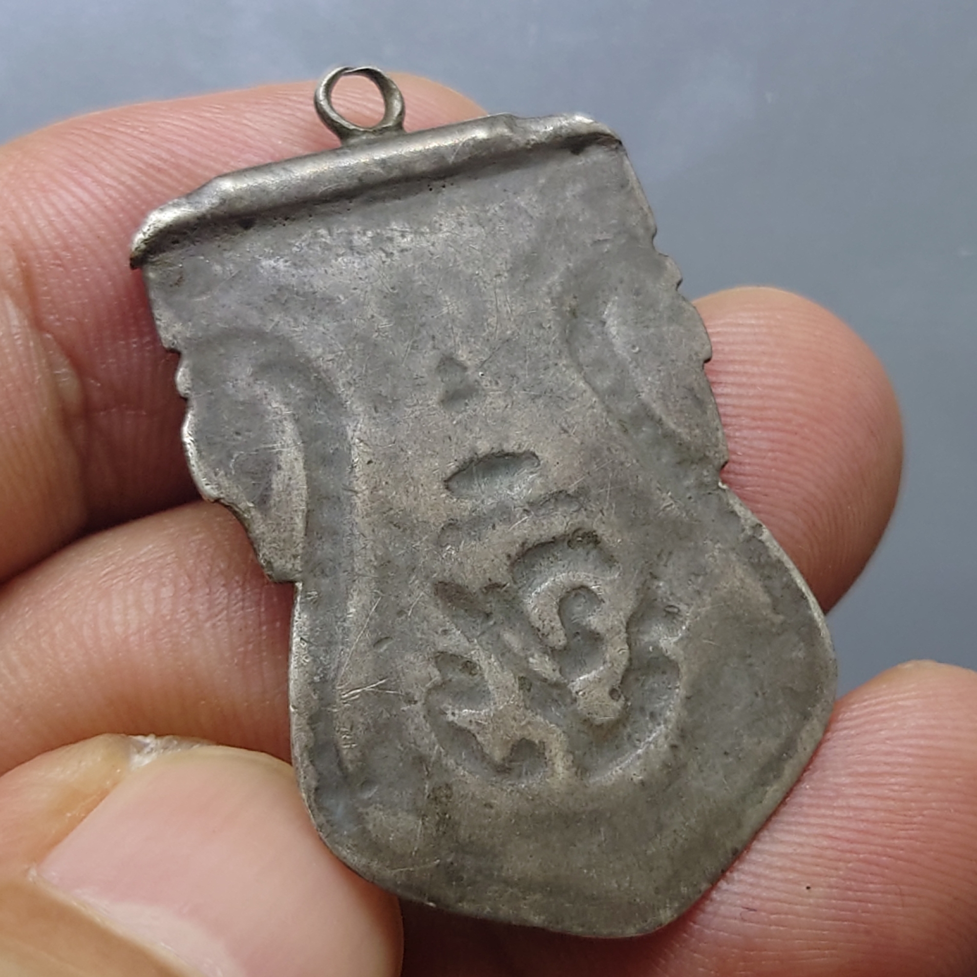 เหรียญเสมาที่ระลึก จปร (บล็อก จ เล็ก หายาก) เหรียญพระราชทานสำหรับเด็กเด็ก รัชกาลที่5 ร.ศ120 (พ.ศ.2444) หายาก