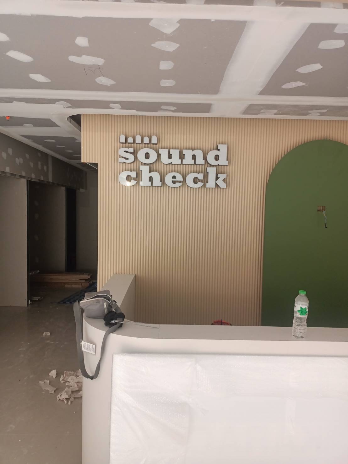 ป้ายไฟตัวอักษรแอลอีดี งานSOUND CHECK