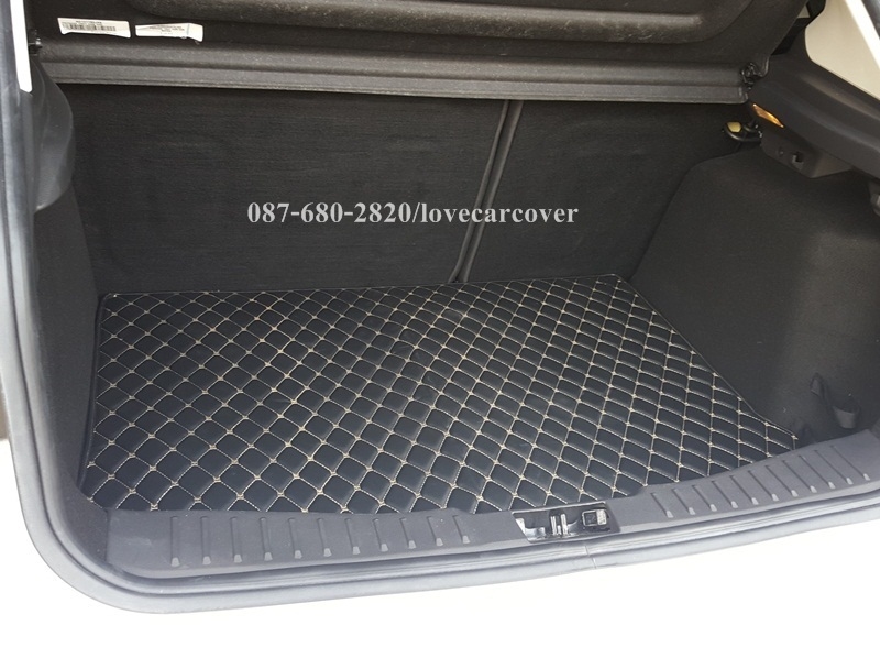 พรมปูพื้นรถยนต์ FordFocus