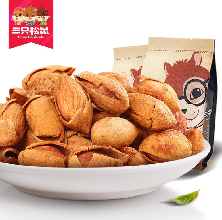 อัลมอนด์อบทั้งเปลือก ตรากระรอก 三只松鼠 (235 g)