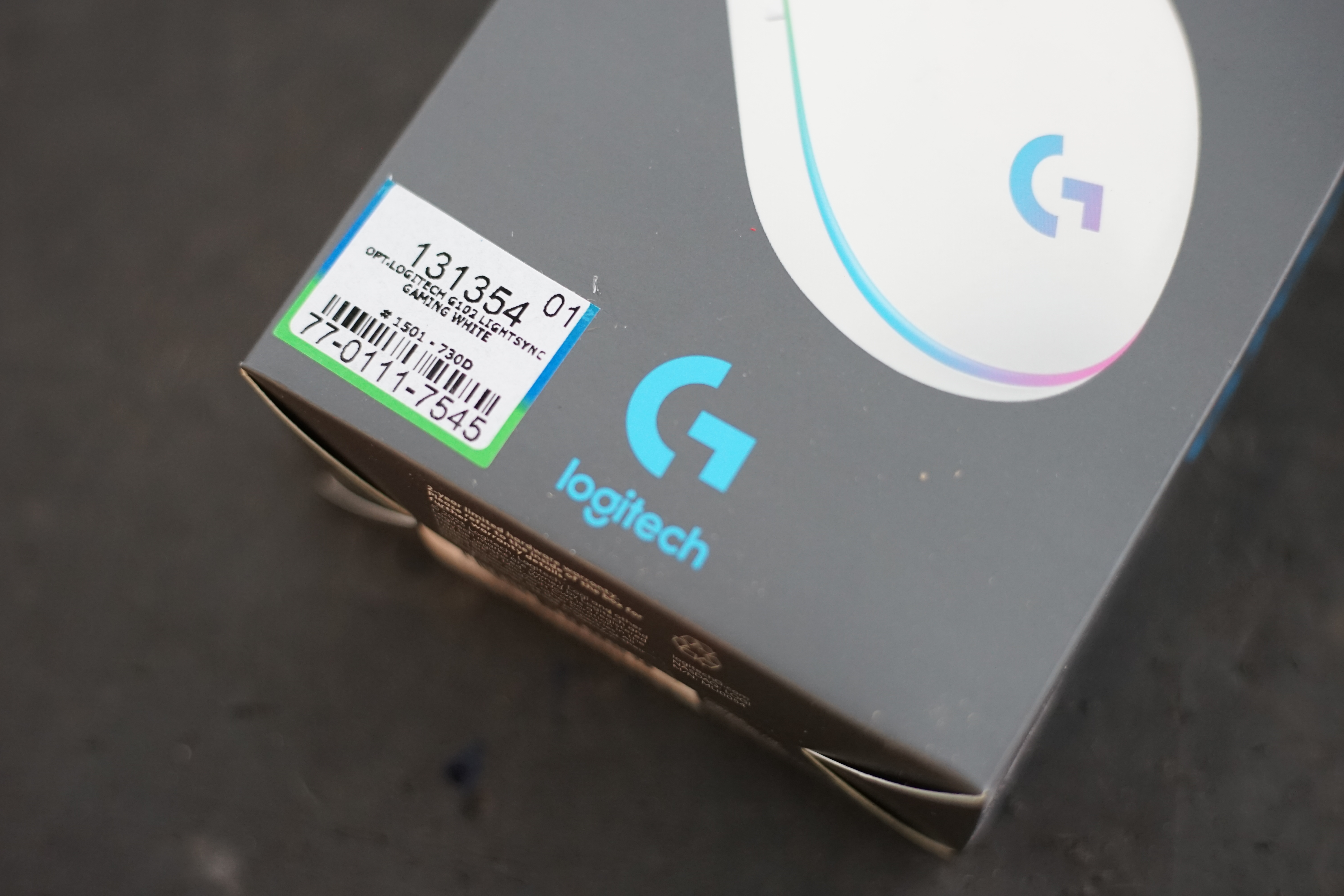 เมาส์เล่นเกม Logitech G102 LIGHTSYNC White DPI 8000 ประกัน 2 ปีเต็ม