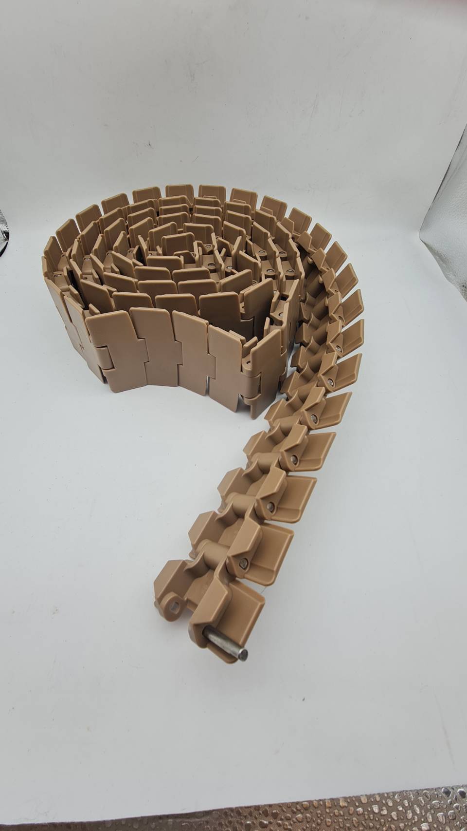 สายพานลำเลียงแบบทางโค้งTop chain 880 K325 สำหรับโรงงานน้ำดื่มและระบบขนถ่ายวัสดุยาว 3เมตรต่อกล่อง