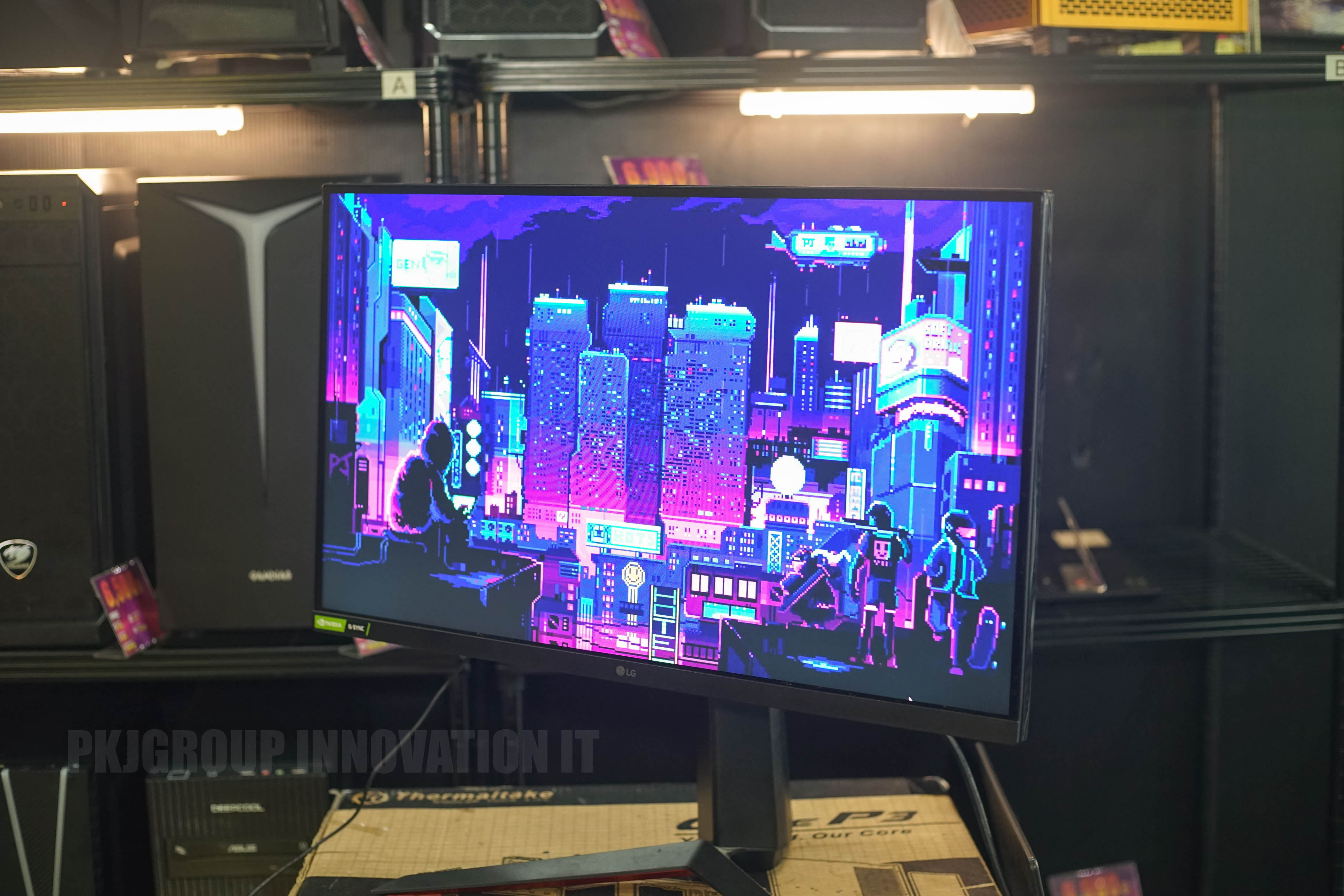 จอคอมเล่นเกม LG 27 นิ้ว Ultra Gear 27GP850-BB.ATMOMKD 27" 2K(2560*1440) IPS 165Hz