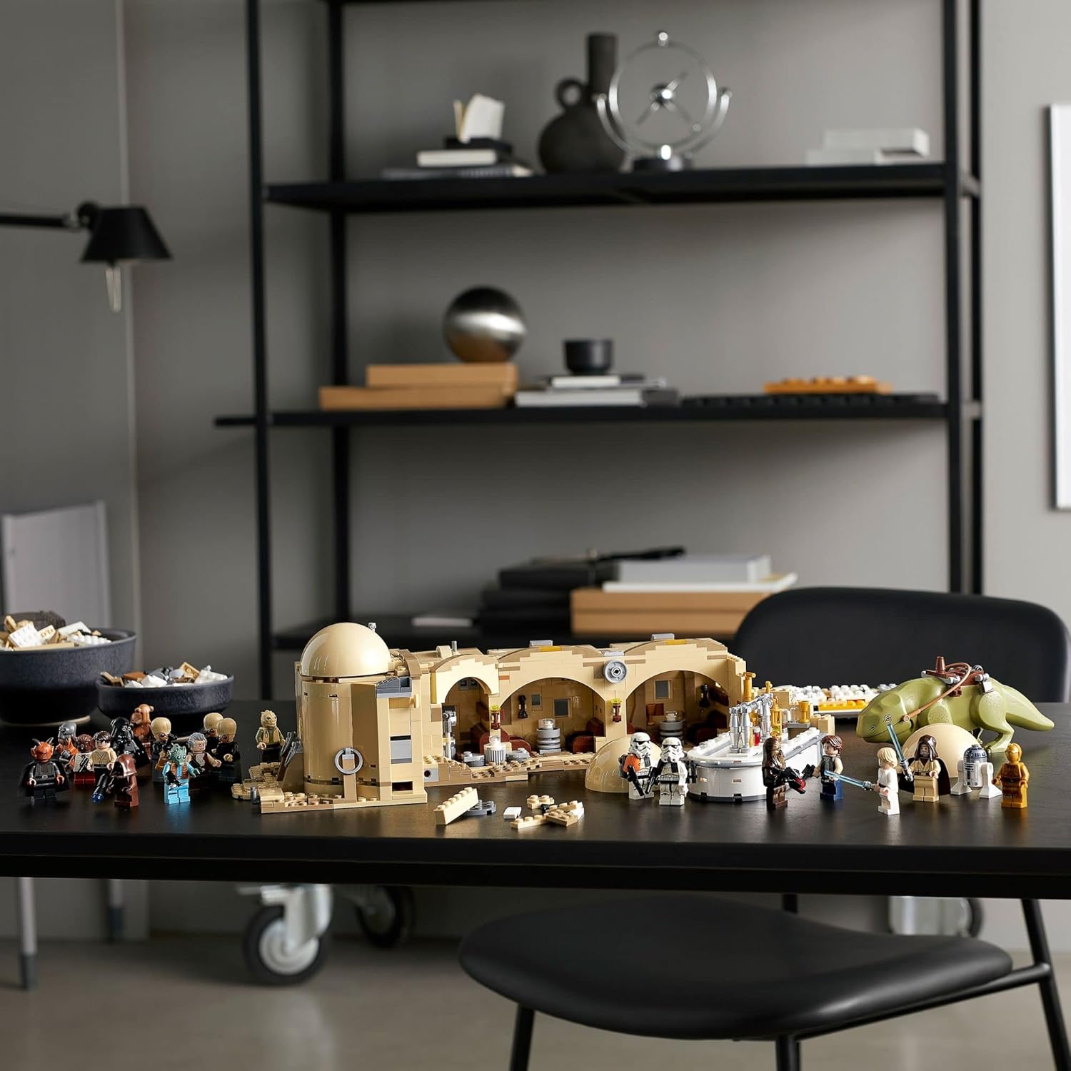 **MTS Toys**เลโก้ Lego Star Wars Master Builder Series 75290 : Mos Eisley Cantina