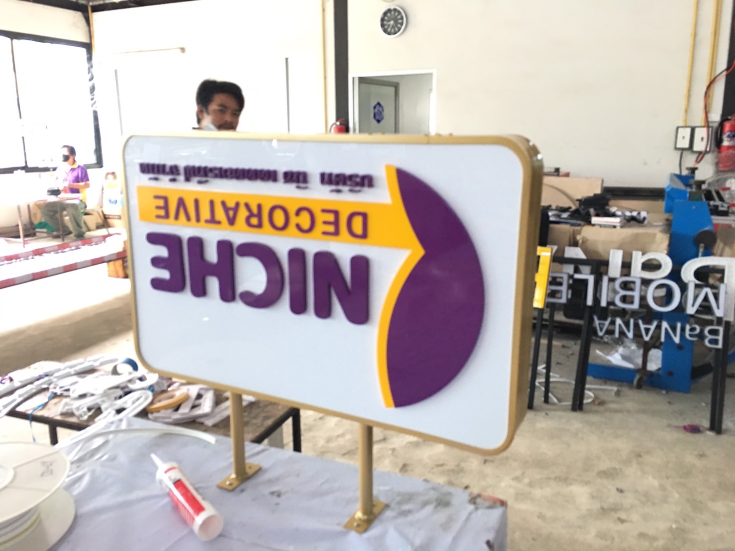 ป้ายตู้ไฟพ่นสี งานNICHE DECORATIVE