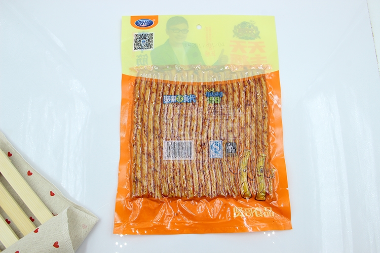 ล่าเถียว เต้าหู้เผ็ดแท่งเกลียว (208 g)