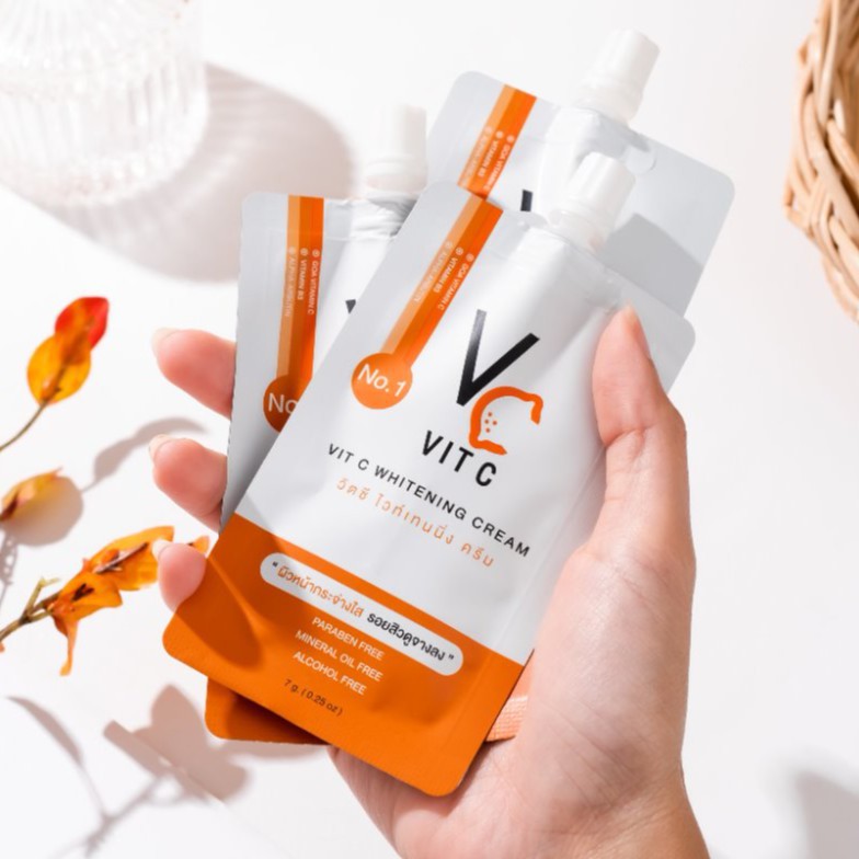 ครีมวิตซีน้องฉัตร Vit C Whitening Cream7g. (ยกกล่อง มี10ซอง)