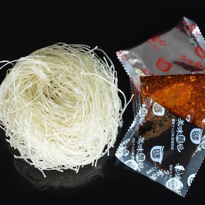 มาม่าหม่าล่าซุปเปรี้ยว ซวนล่าเฝิน (เส้นหมี่ข้าวโพด) 85 g