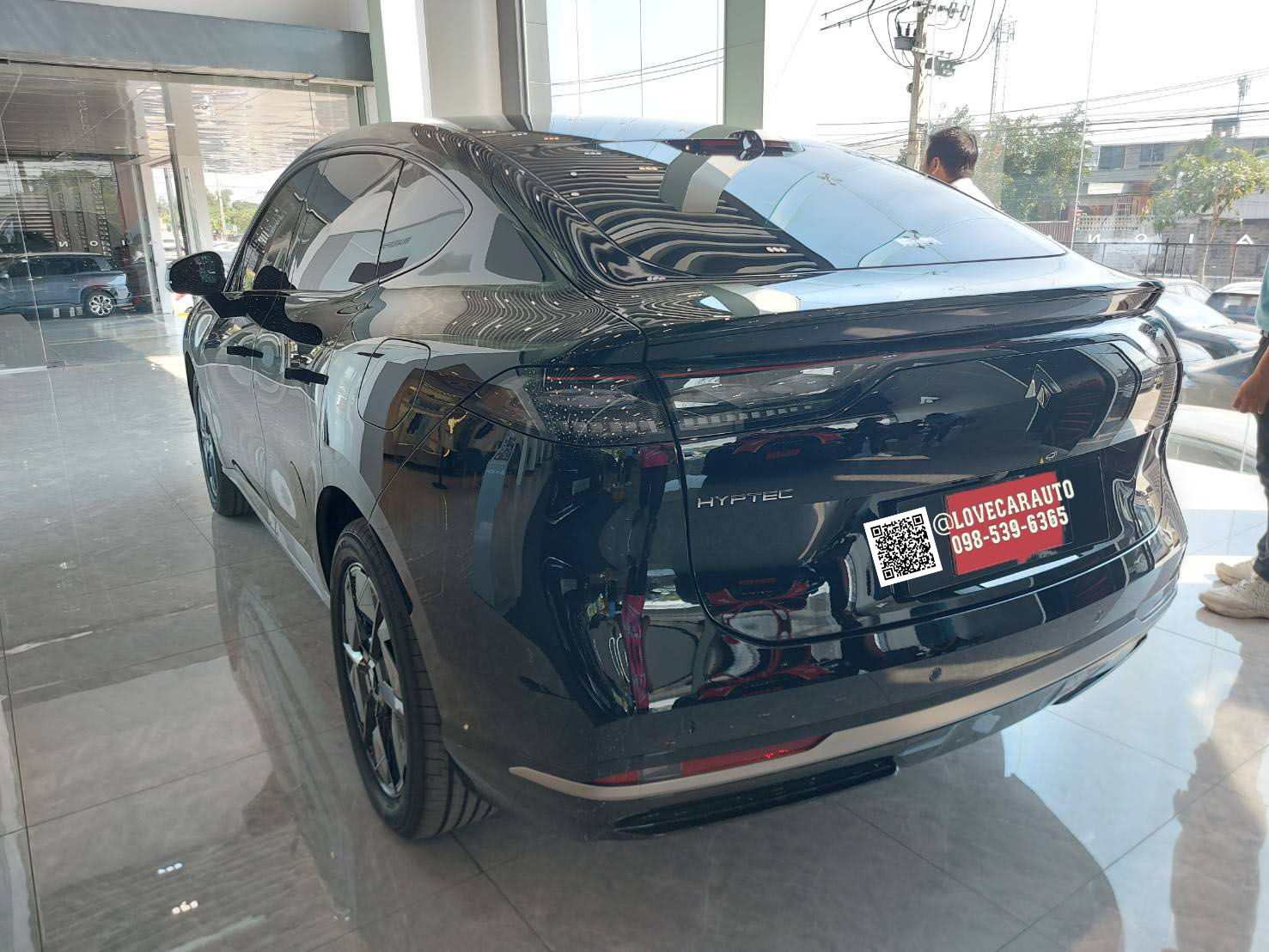 พรมปูพื้นรถยนต์ 6D Aion Hyptec HT สีน้ำตาลเข้มด้านคู่