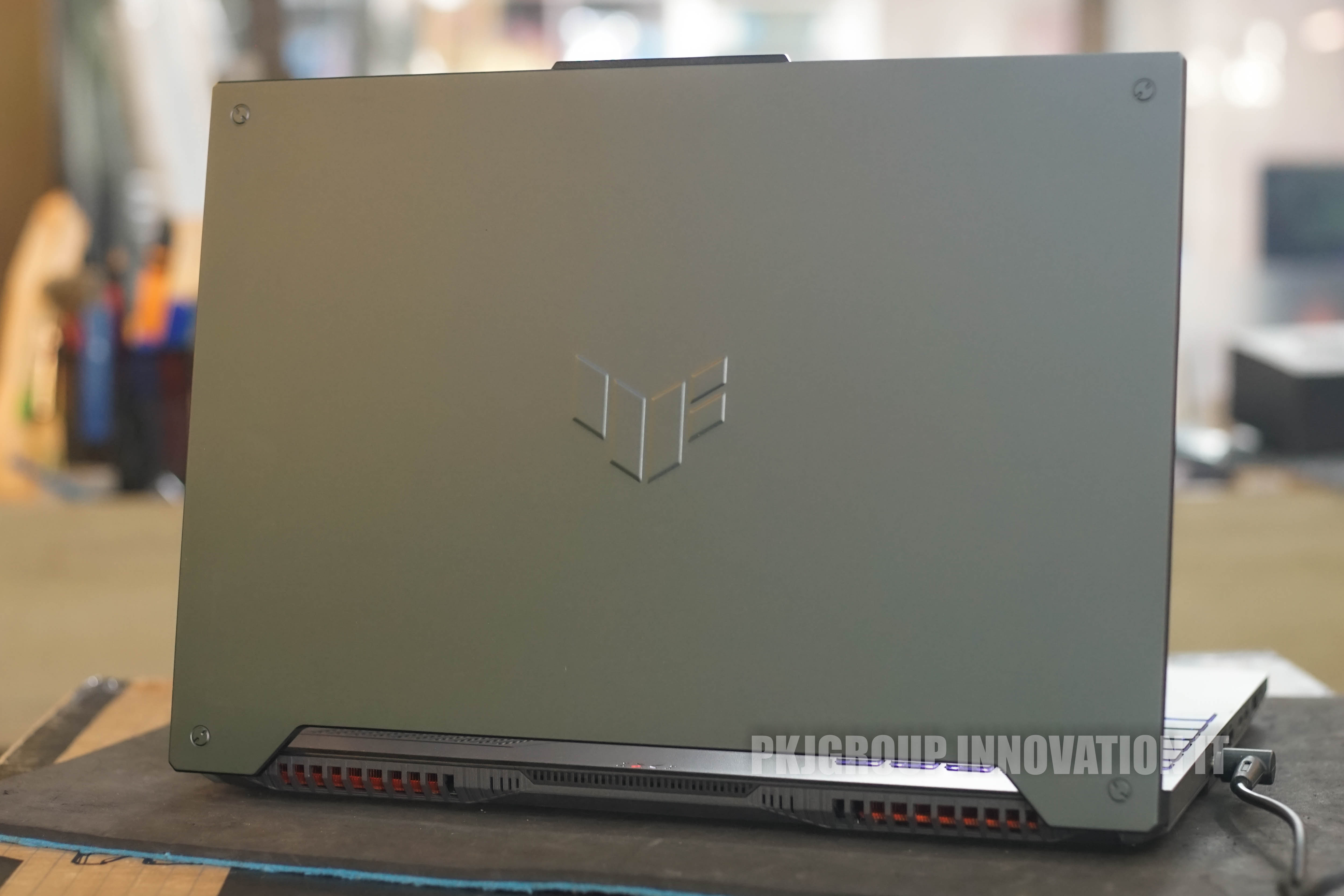 โน๊ตบุ๊คเล่นเกมมือสอง Asus Tuf FX507ZC4-HN072W i7-12700H RAM 16 GB SSD 512GB RTX3050 15.6" 144Hz (เครื่อง 1)