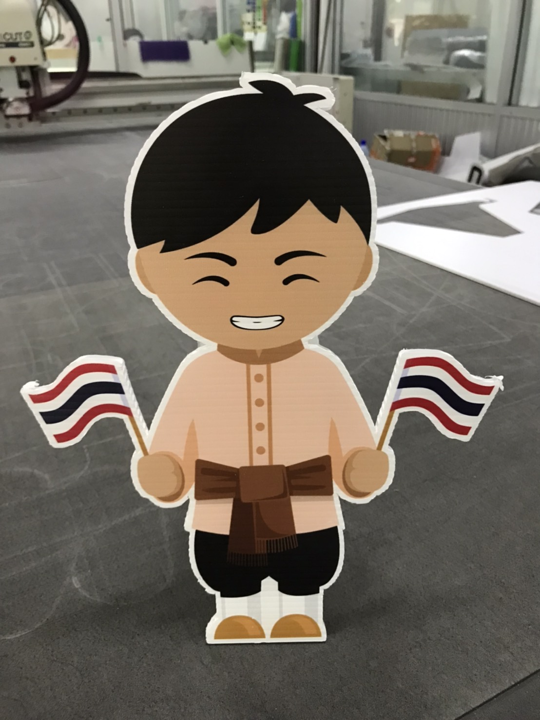 ป้ายสแตนดี้พีพีบอร์ด ตัวการ์ตูน แสดงความเป็นไทย