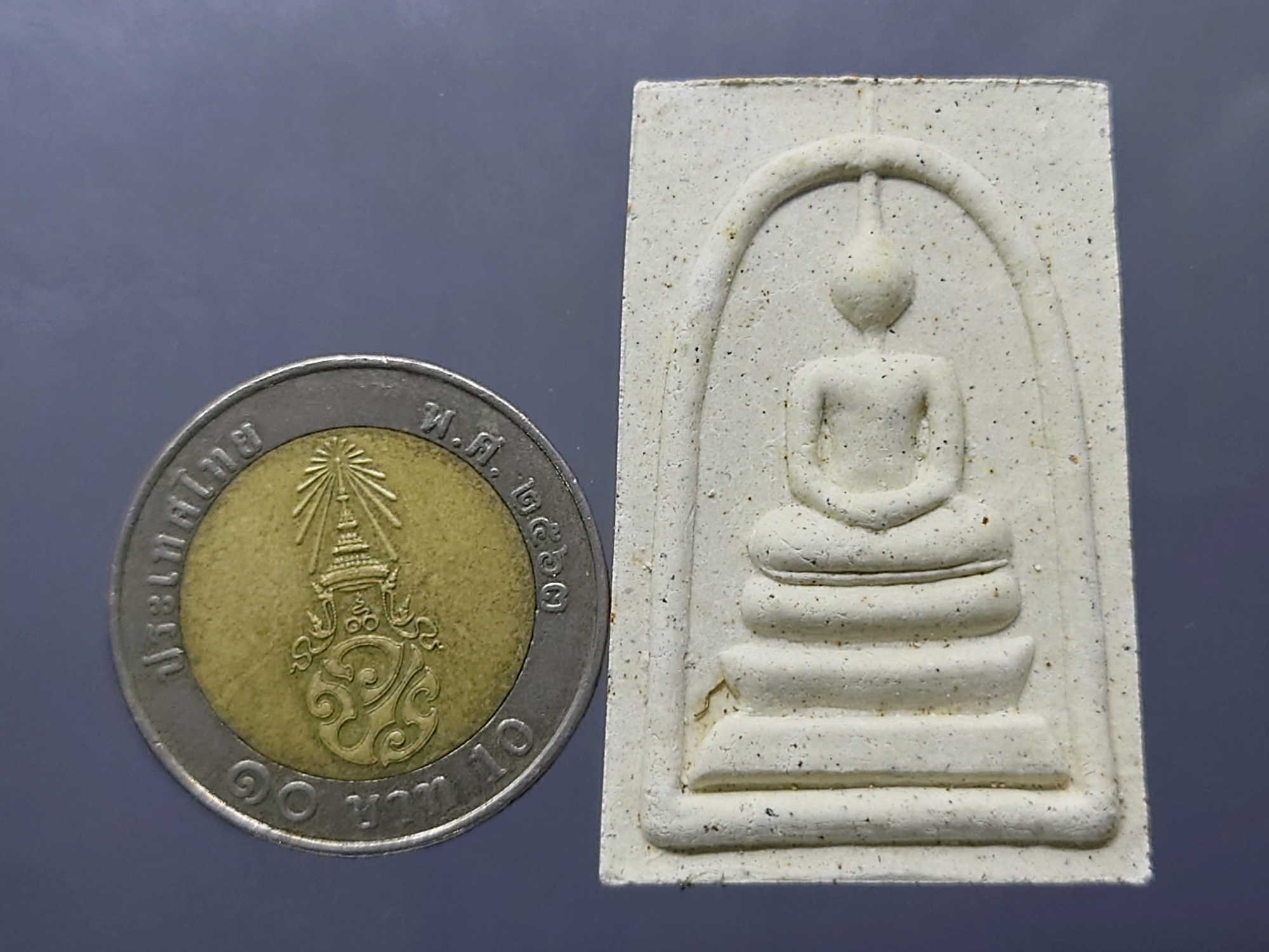 พระสมเด็จพุทธานุภาพ ญสส. 100 ปี เนื้อผงเกสร พิมพ์พระสมเด็จ 3 ชั้น (เกศทะลุซุ้ม) วัดบวรนิเวศวิหาร ปี56 พร้อมกล่องสแตนเลส