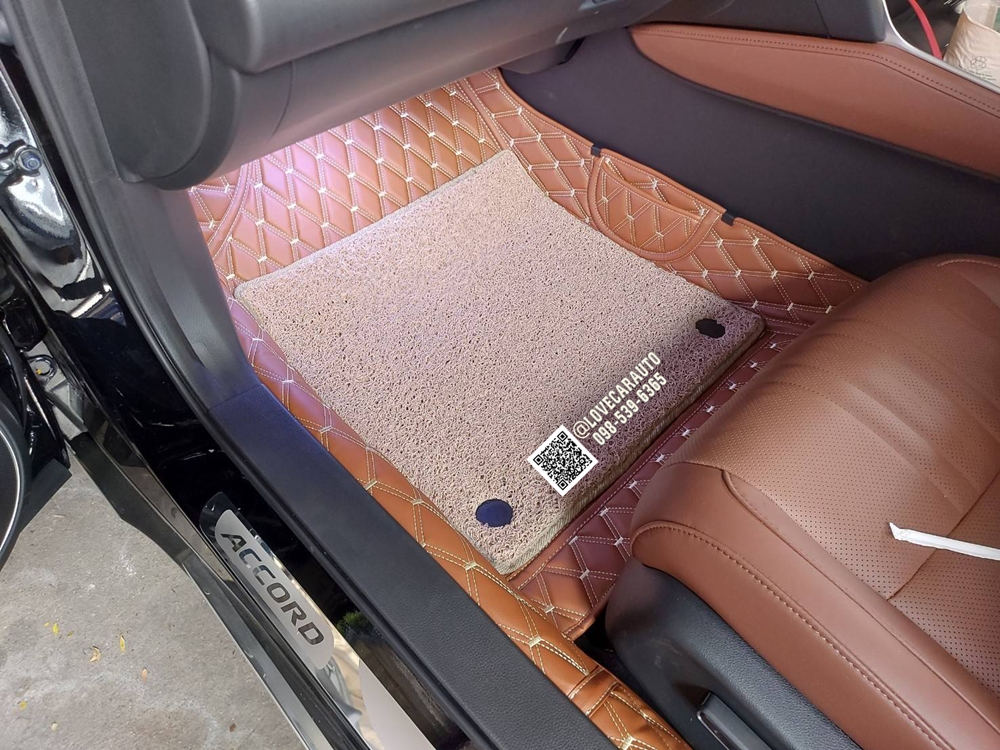 พรมปูพื้นรถยนต์ 7D Honda Accord G10 สีน้ำตาลเข้ม