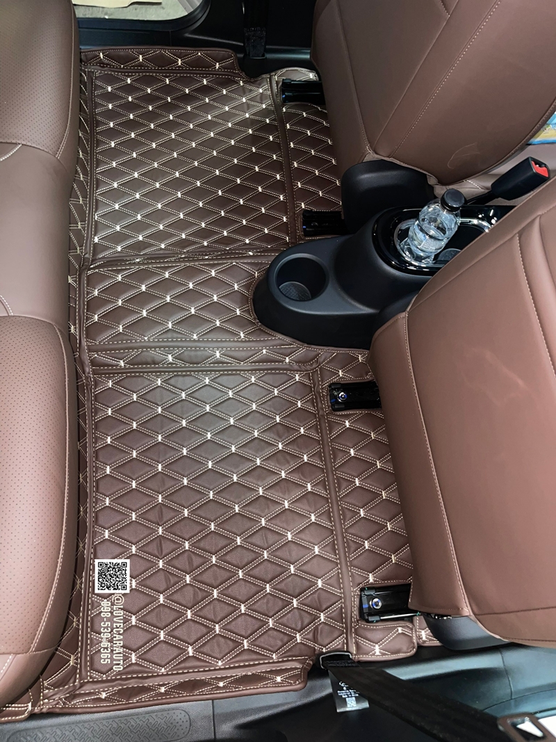 พรมปูพื้นรถยนต์ Wuling Binguo EV สีกาแฟ
