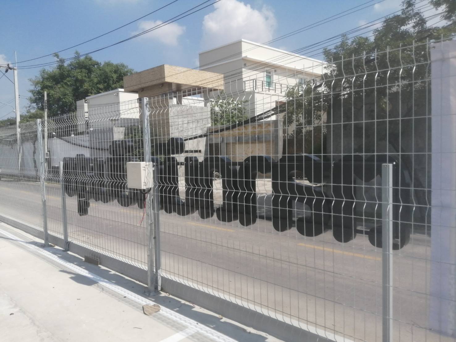 ป้ายชื่อตลาด งานป้ายไฟแอลอีดีตัวหนังสืออกไฟขอบอลูมิเนียม งานตลาดนัดปันสุข