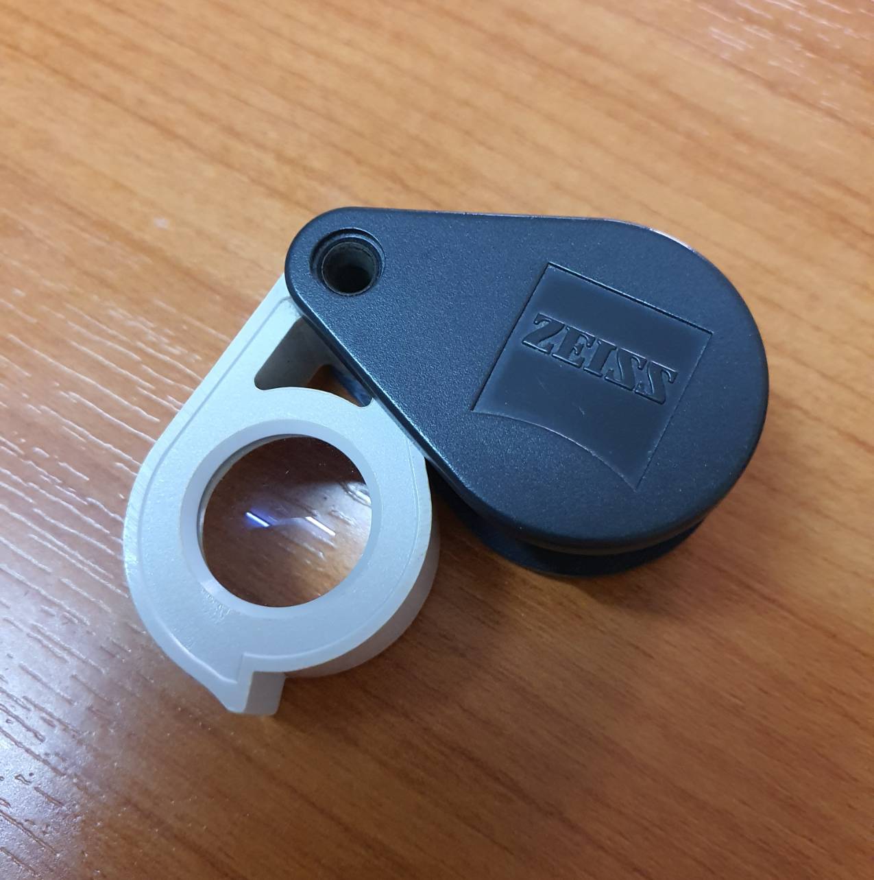 กล้องส่องพระ ZEISS D40 ตัวเก่า ปี ค.ศ.2014 เบรารุส(Made in Belarus) เลนส์เคลือบ มือสอง