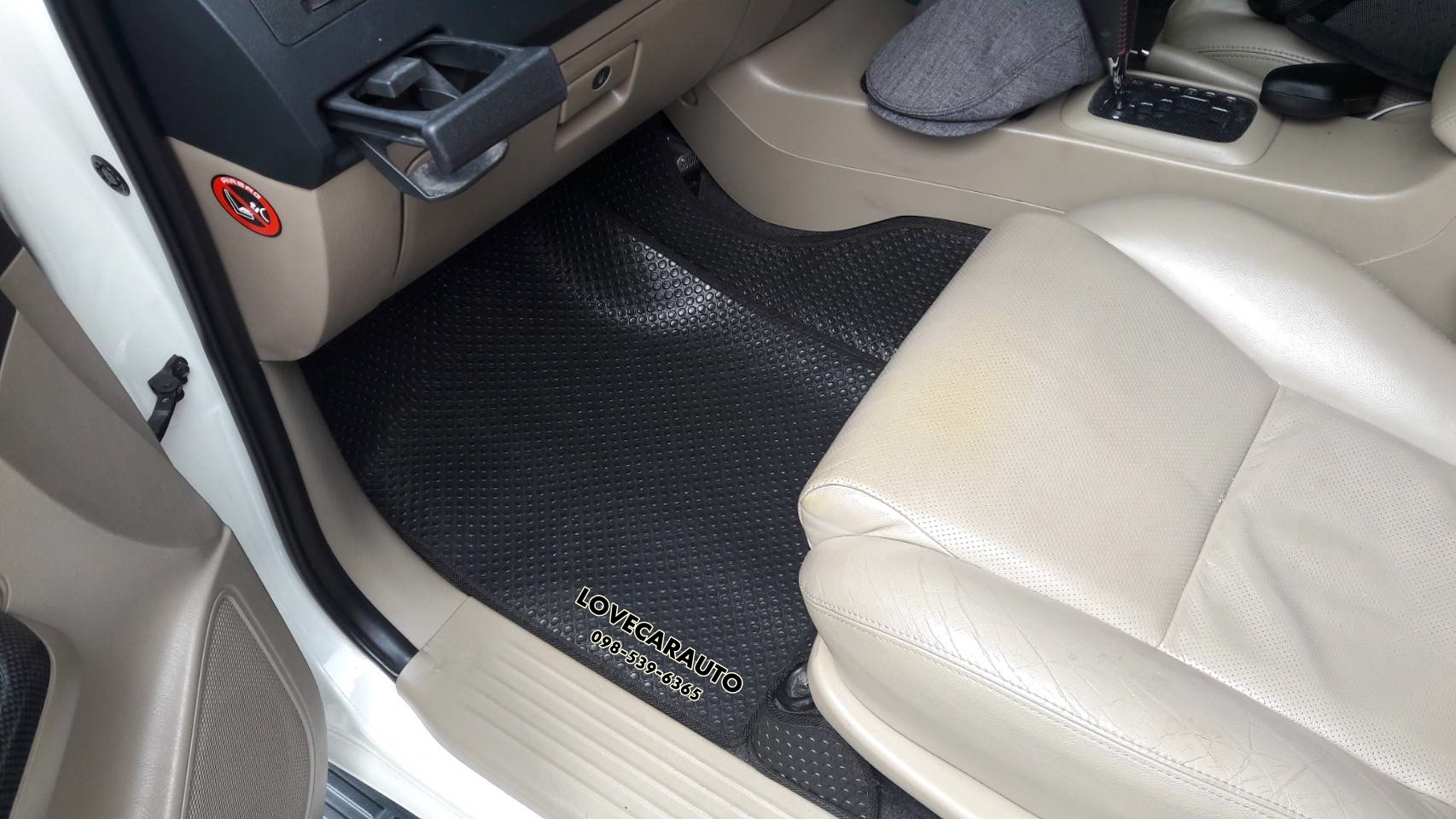 พรมกระดุม TOYOTA FORTUNER 2022 พรม กระดุมเล็กpvc