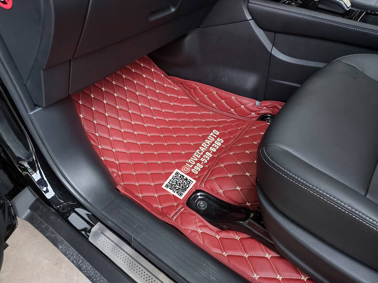 พรมปูพื้นรถยนต์ 6D Nissan Kicks 2022 สีแดงไวน์ เต็มคัน