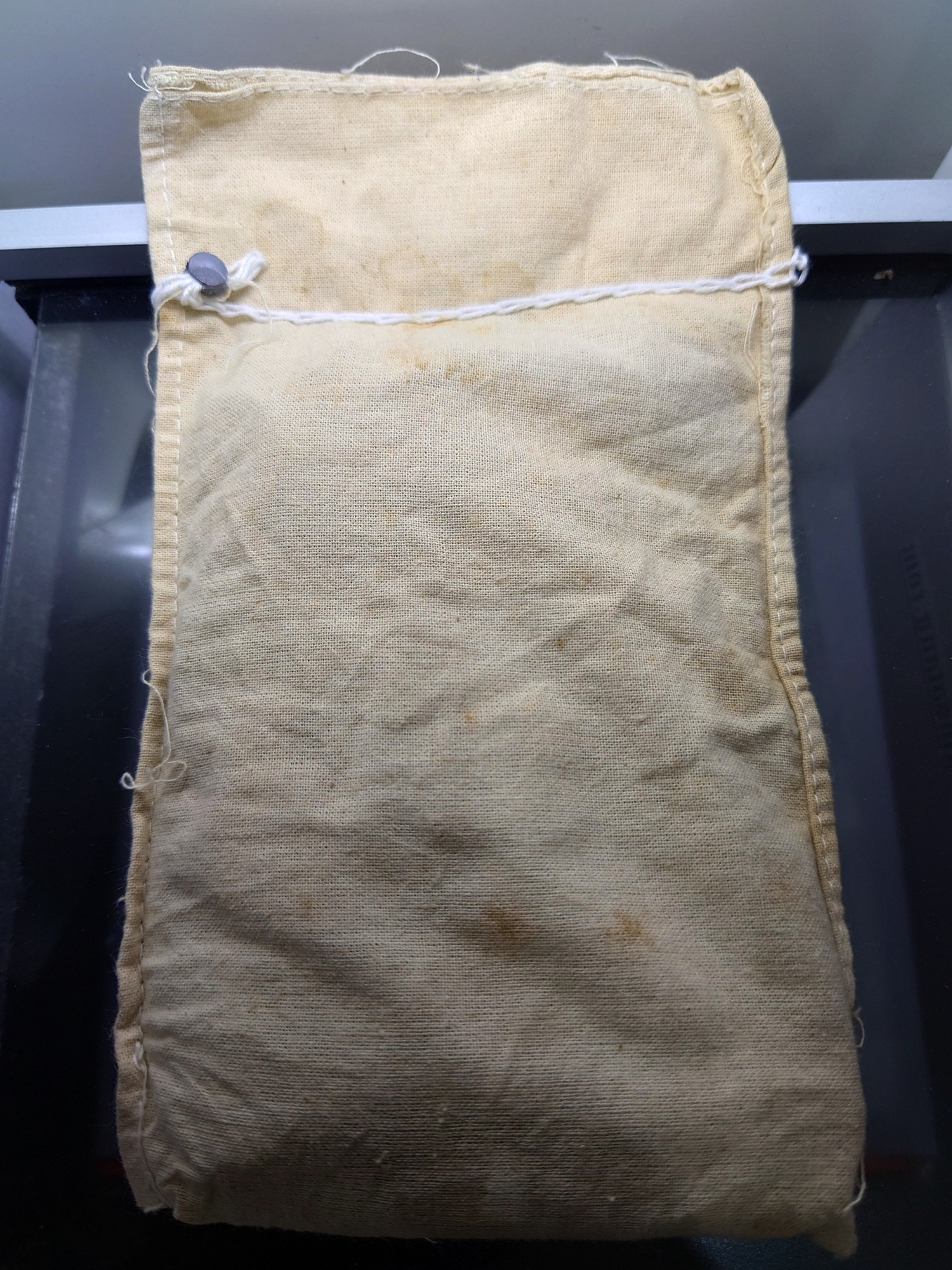 เหรียญยกถุง (100 เหรียญ) เหรียญ 10 บาท สองสี ที่ระลึก 100 ปี กรมชลประทาน ปี2545 ไม่ผ่านใช้