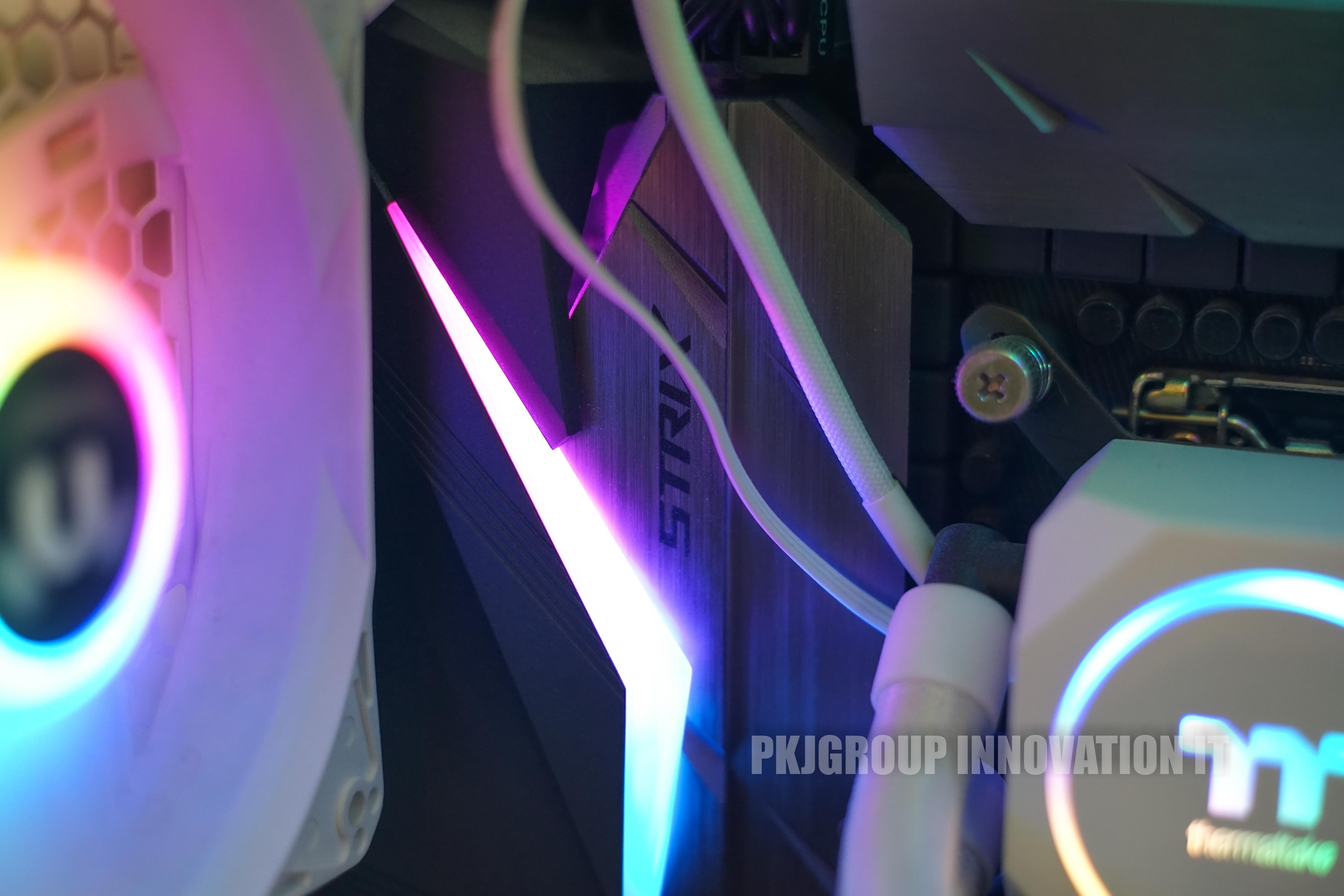 คอมเล่นเกมมือสอง i7-7700 RAM 16 GB M.2 1 TB GTX1070 มีชุดน้ำ 3 ตอน