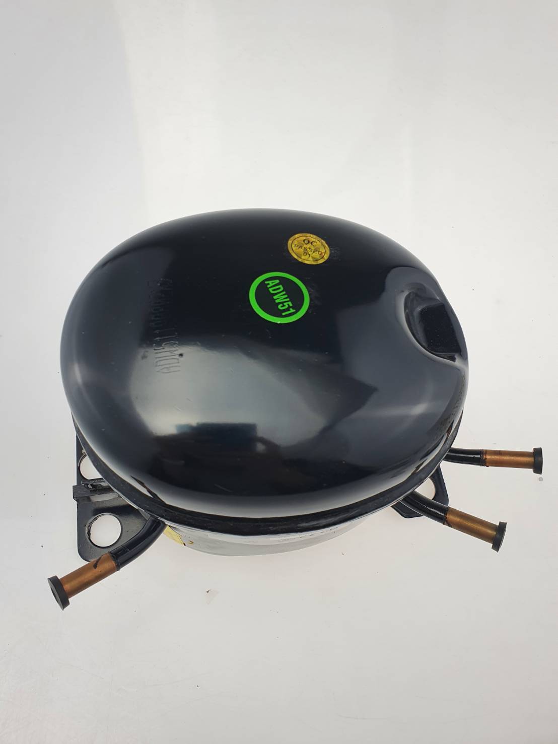 ADW51 คอมเพรสเชอร์ 1/6 แรงม้า R134a LBP สำหรับตู้แช่ ตู้เย็น Compressor ของใหม่ พร้อมอุปกรณ์ ดีเลย์ โอเวอร์โหลด