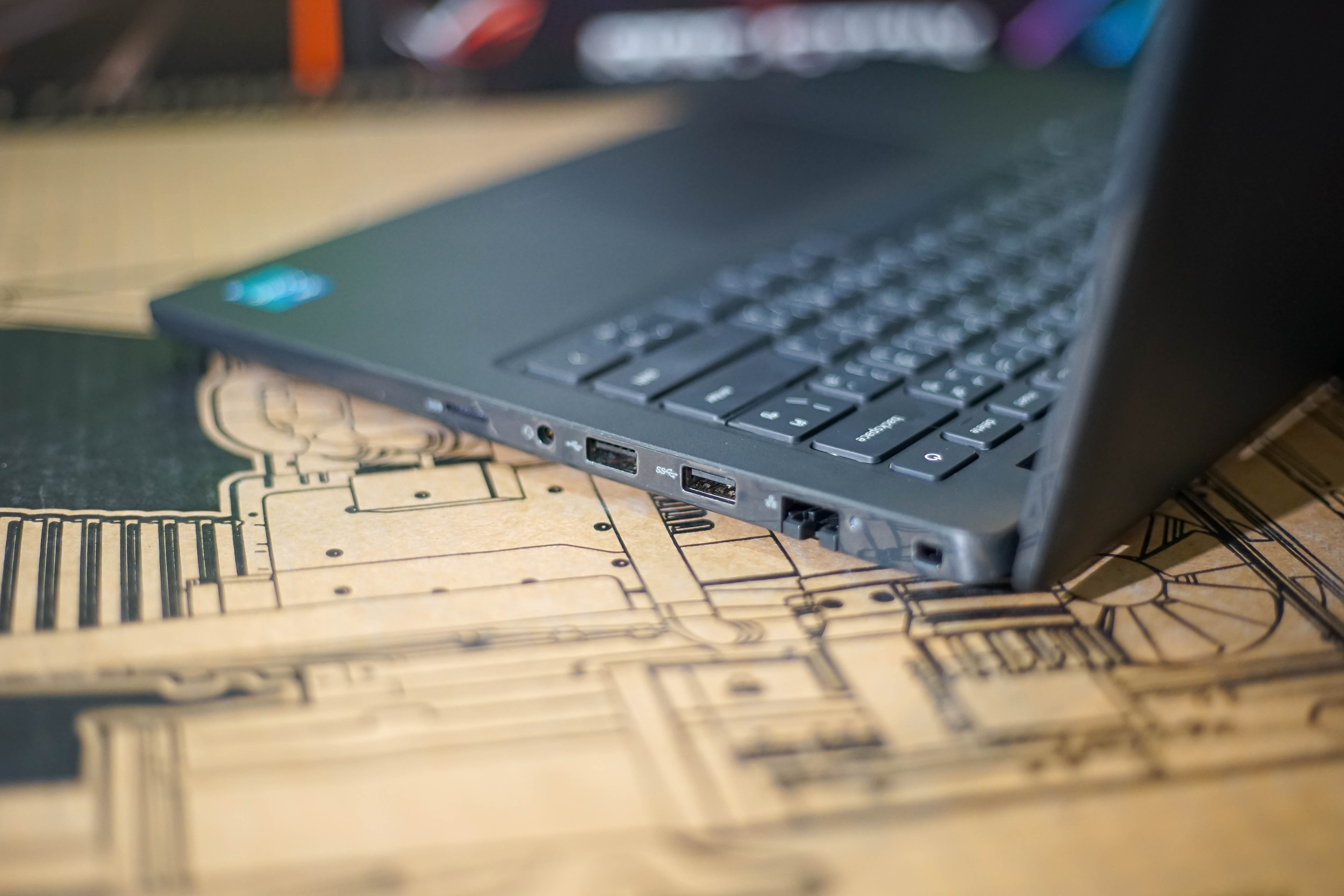 โน๊ตบุ้คมือสอง Dell Latitude 3420 I5-1135G7 สภาพสวยๆ